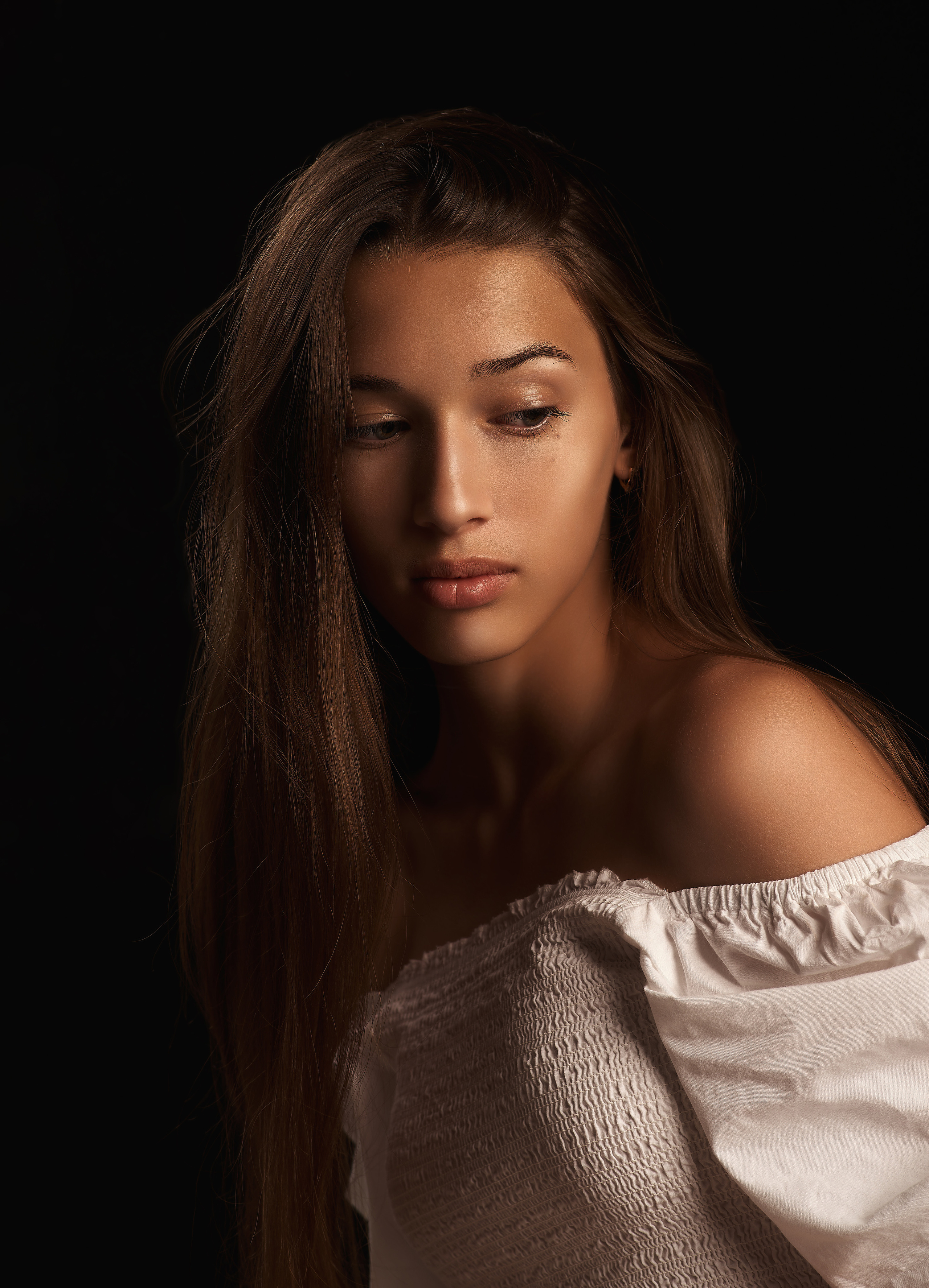 KATE. Студийный, семейный, свадебный, фэшн и ню фотограф в Астрахани, производство выпускных альбомов. Руслан Кондрашин