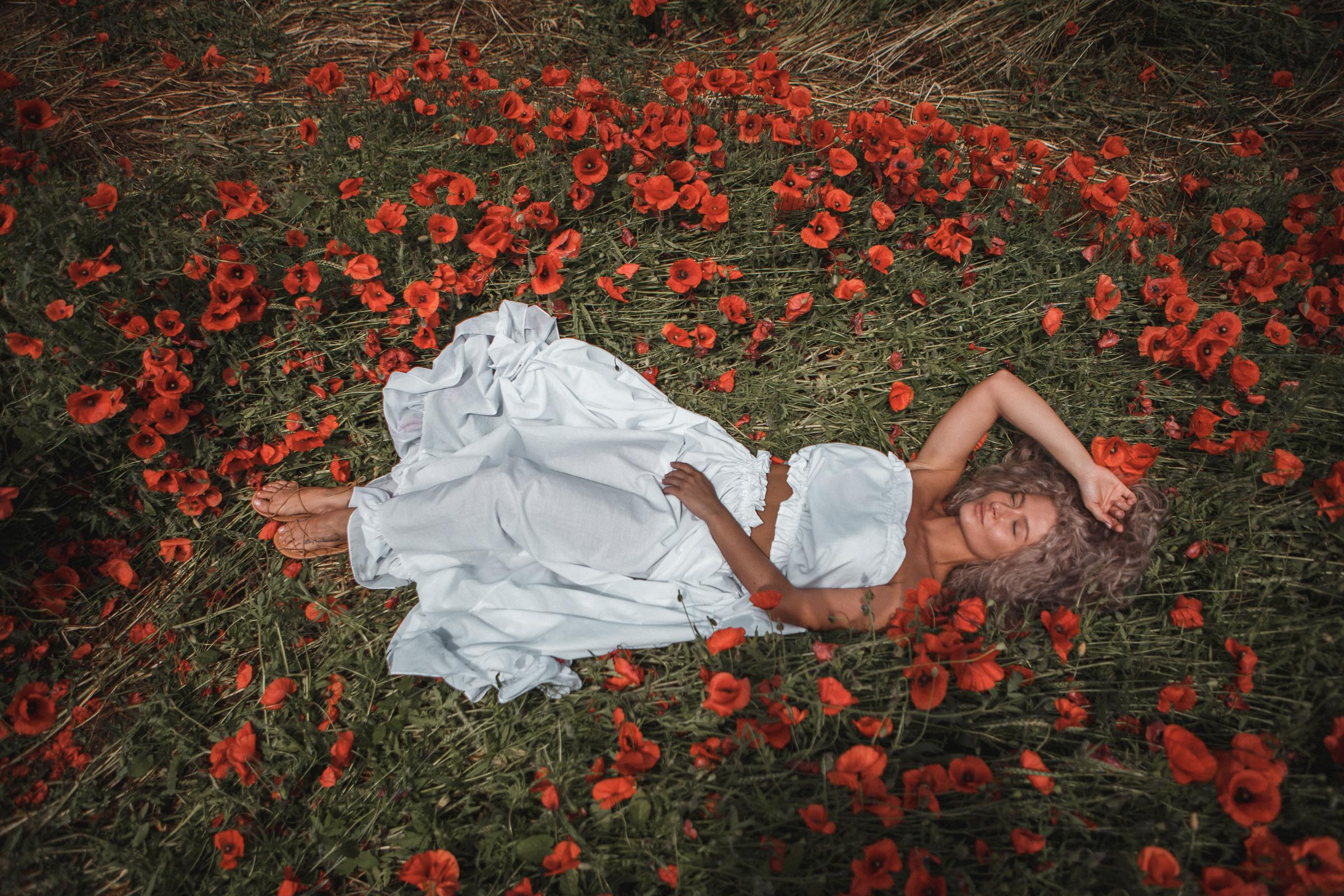 Маковая нежность. Валерия Солнцева свадебный и семейный фотограф