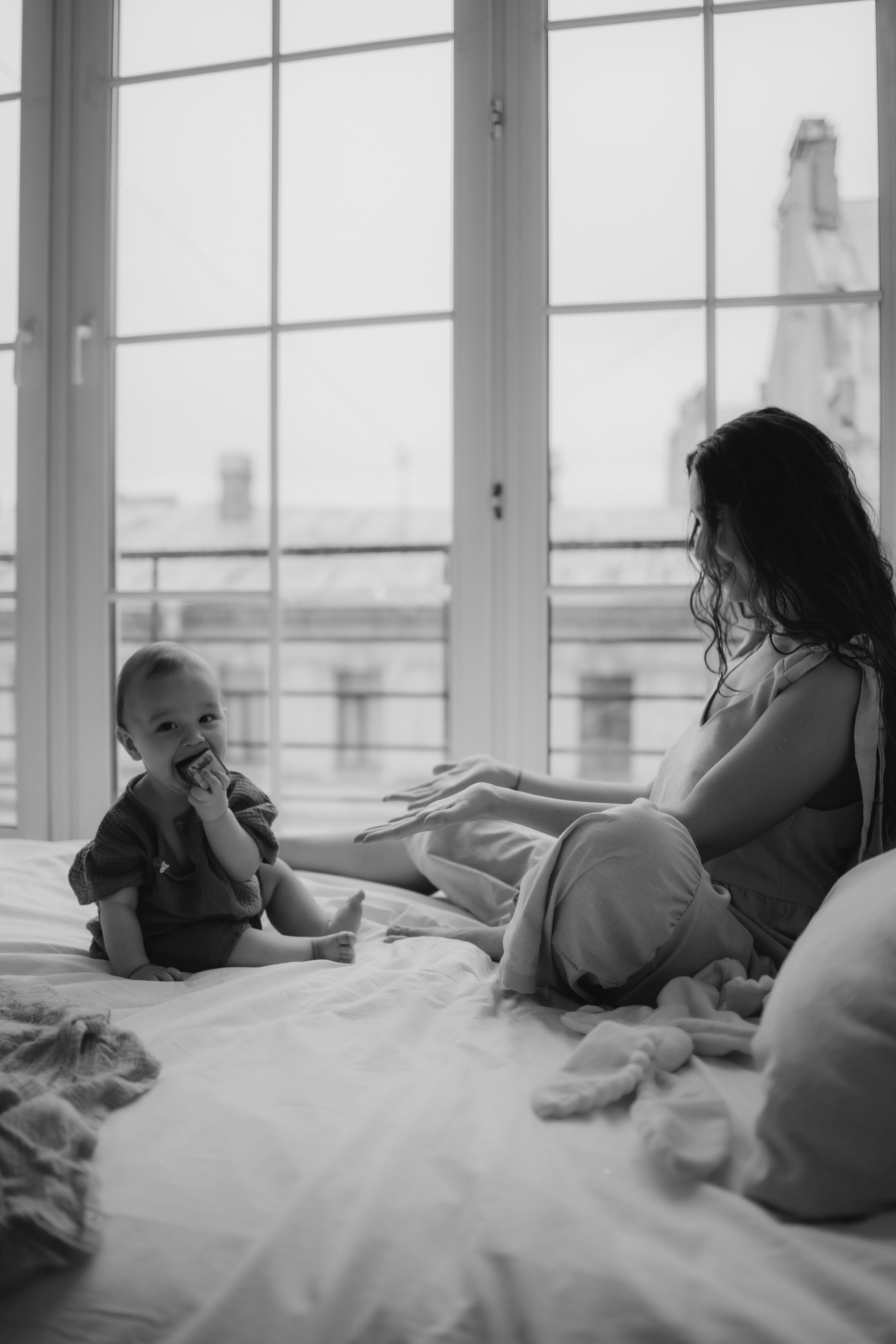 Регина и малыш Дима. Семейный, домашний, ньюборн фотограф Москва Цветкова Елизавета