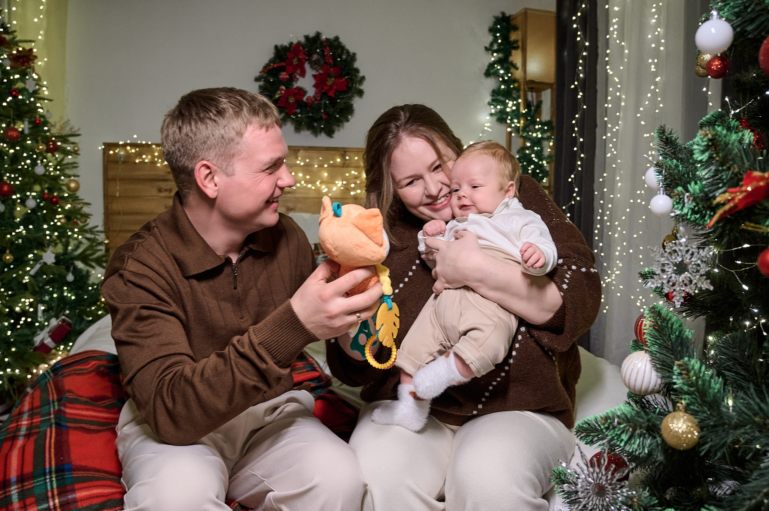 Новогодняя семейная фотосессия в Новокузнецке — семья Фетисовых