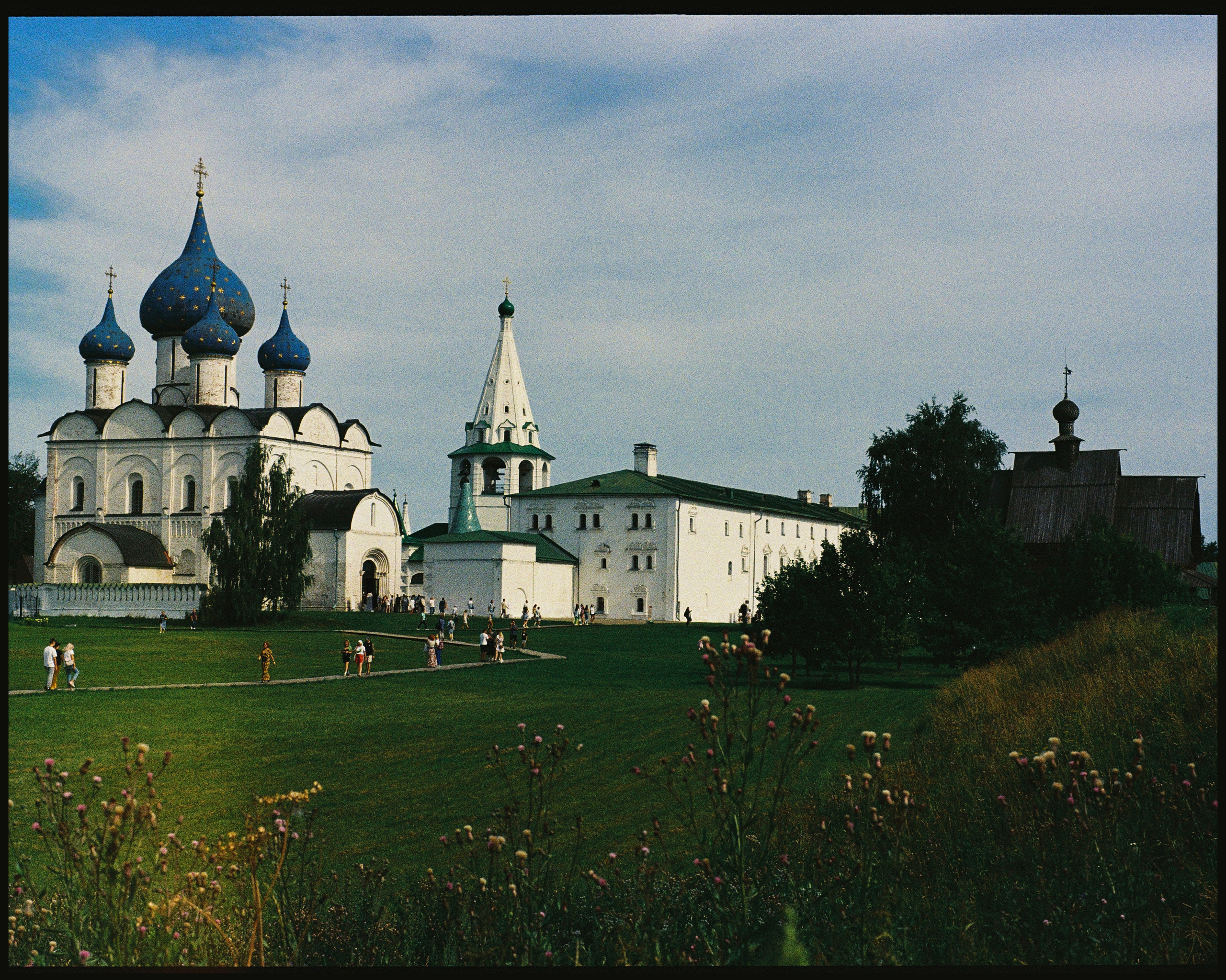 SUZDAL. ANNA — PHOTOGRAPHER