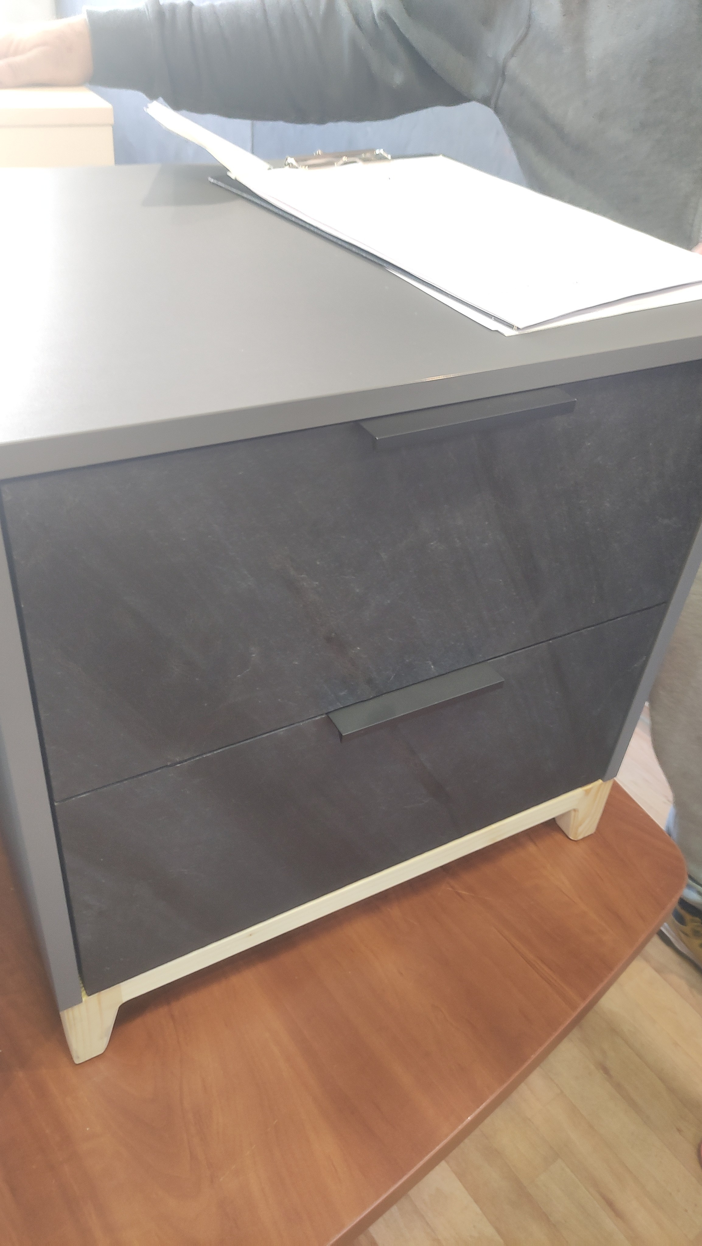 Тумба прикроватная. Студия дизайна интерьера RISE DESIGN STUDIO