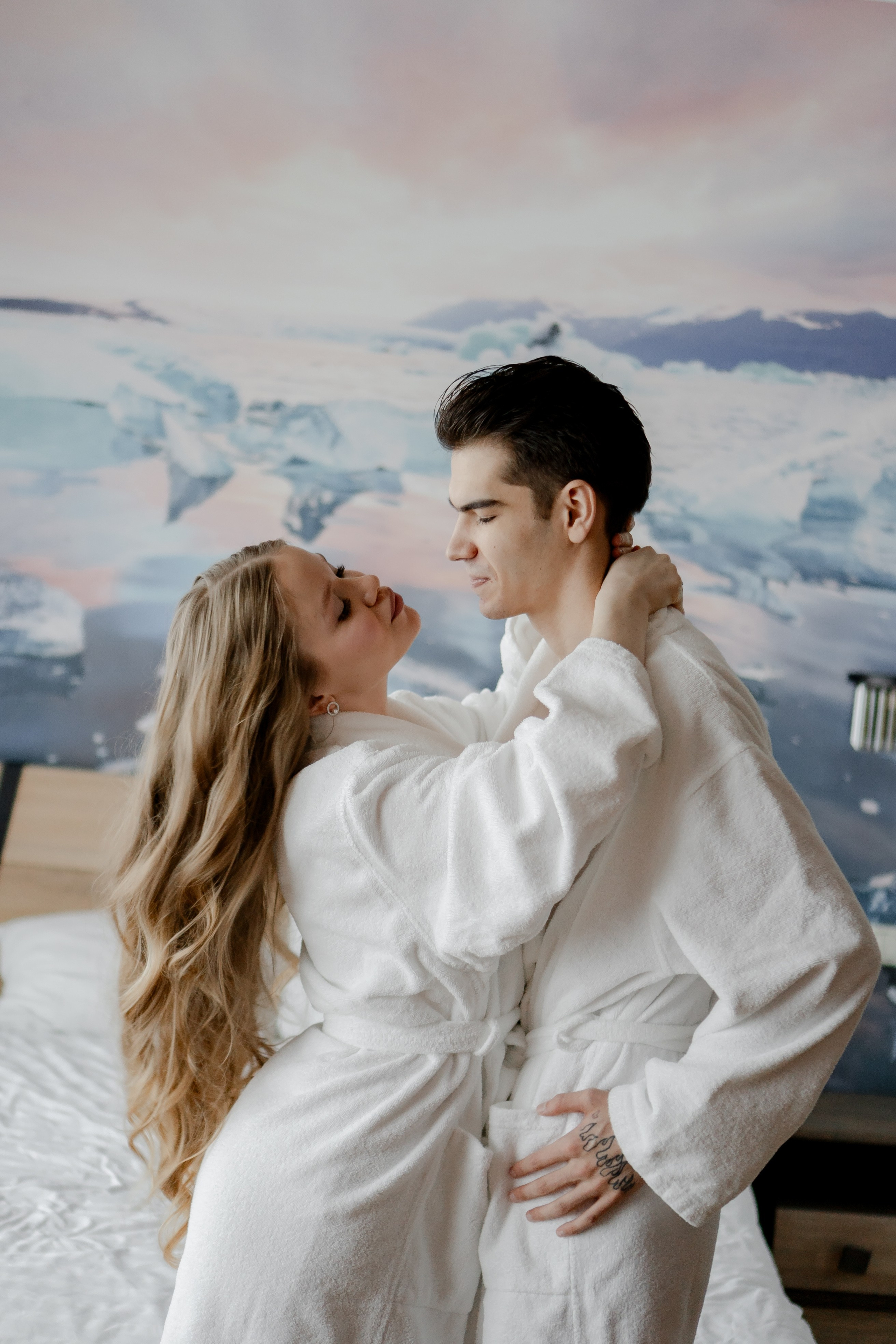 УТРО ЖЕНИХА И НЕВЕСТЫ (СНЯТО В СИБИРЕ В НИЖНЕВАРТОВСКЕ). Профессиональный фотограф, Санкт-Петербург — Виктория Богомолова