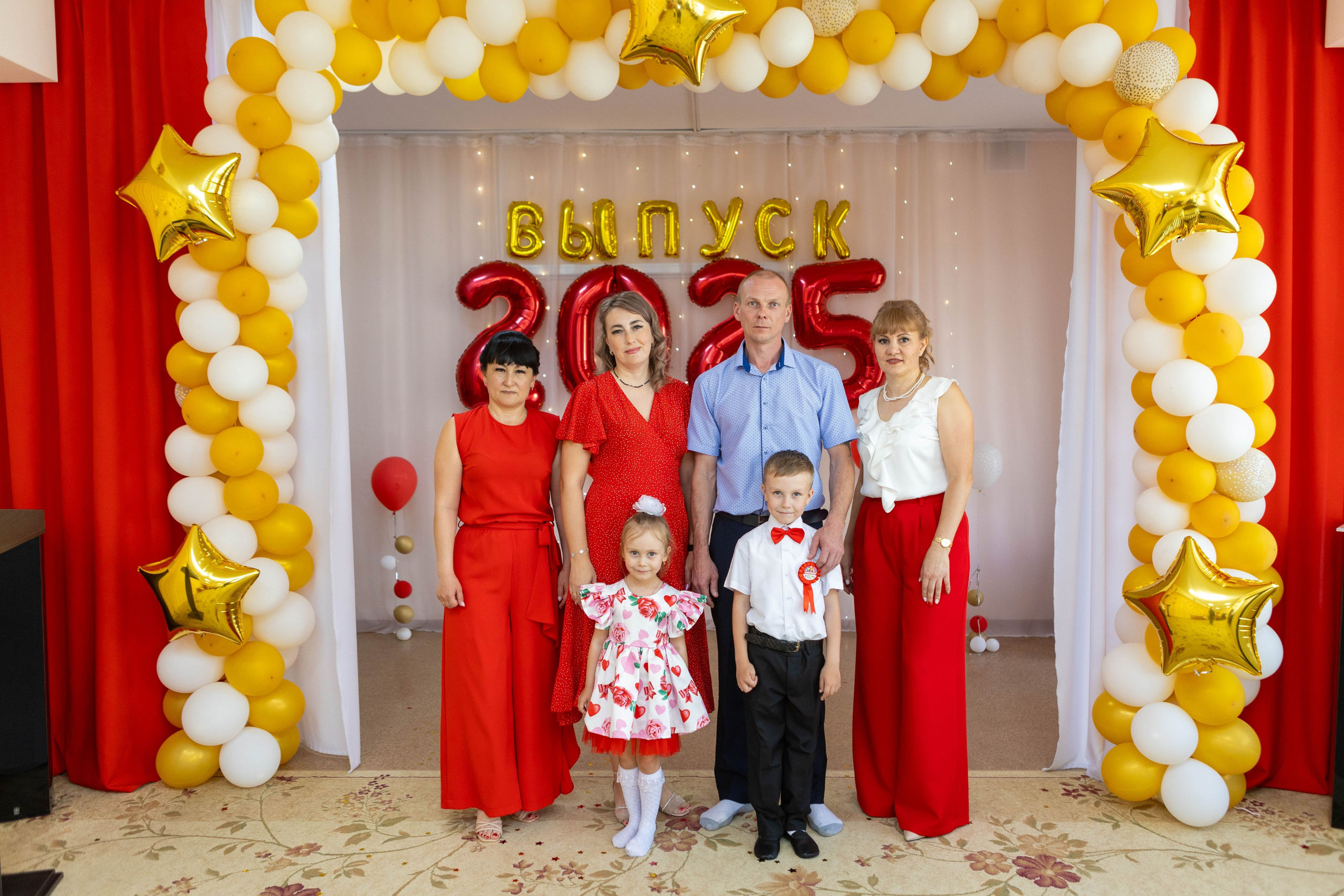 Выпускной в детскому саду 2025 год. Свадебный и предметный фотограф Ренат Каламперов
