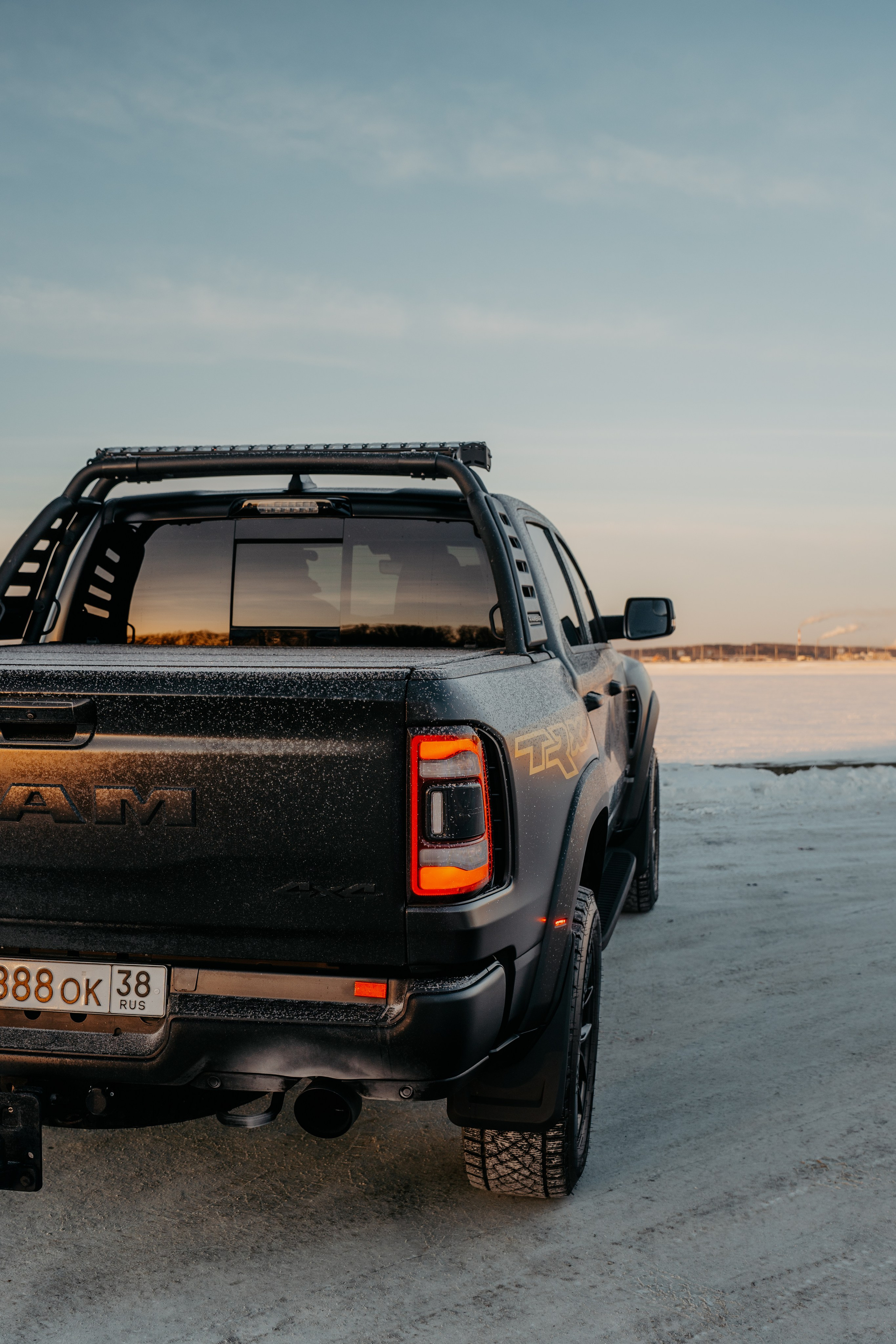 Ram Rebel TRX. Фотограф, видеограф и пилот дрона на Байкале