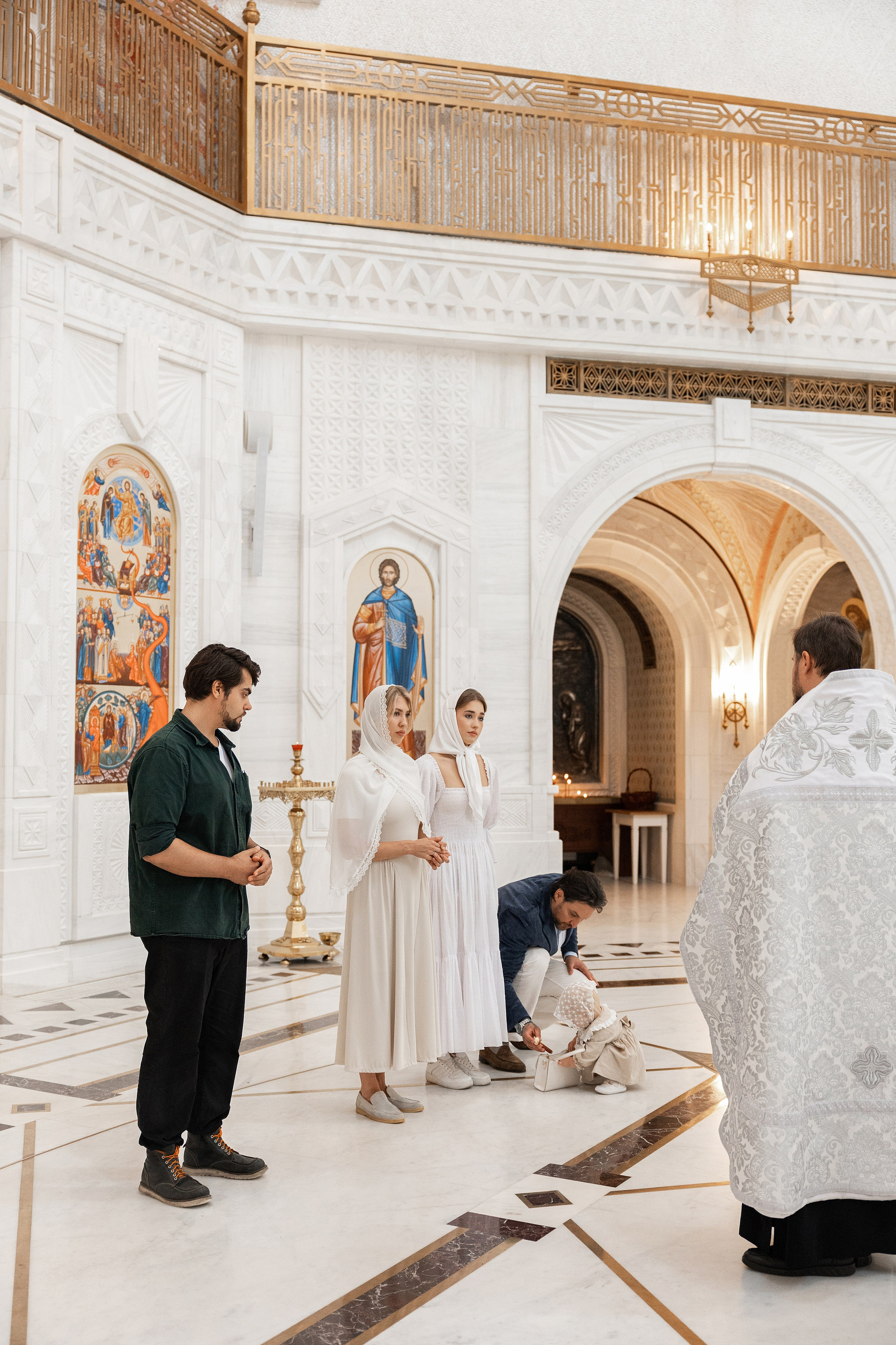 Крещение Аделины. Фотограф Крещение, Выписка москва