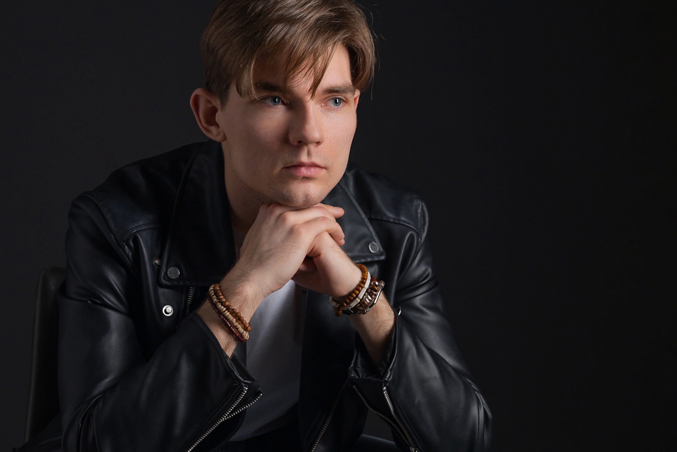 Павел. Портретный фотограф СПб, женский фотограф, минимализм и эстетика