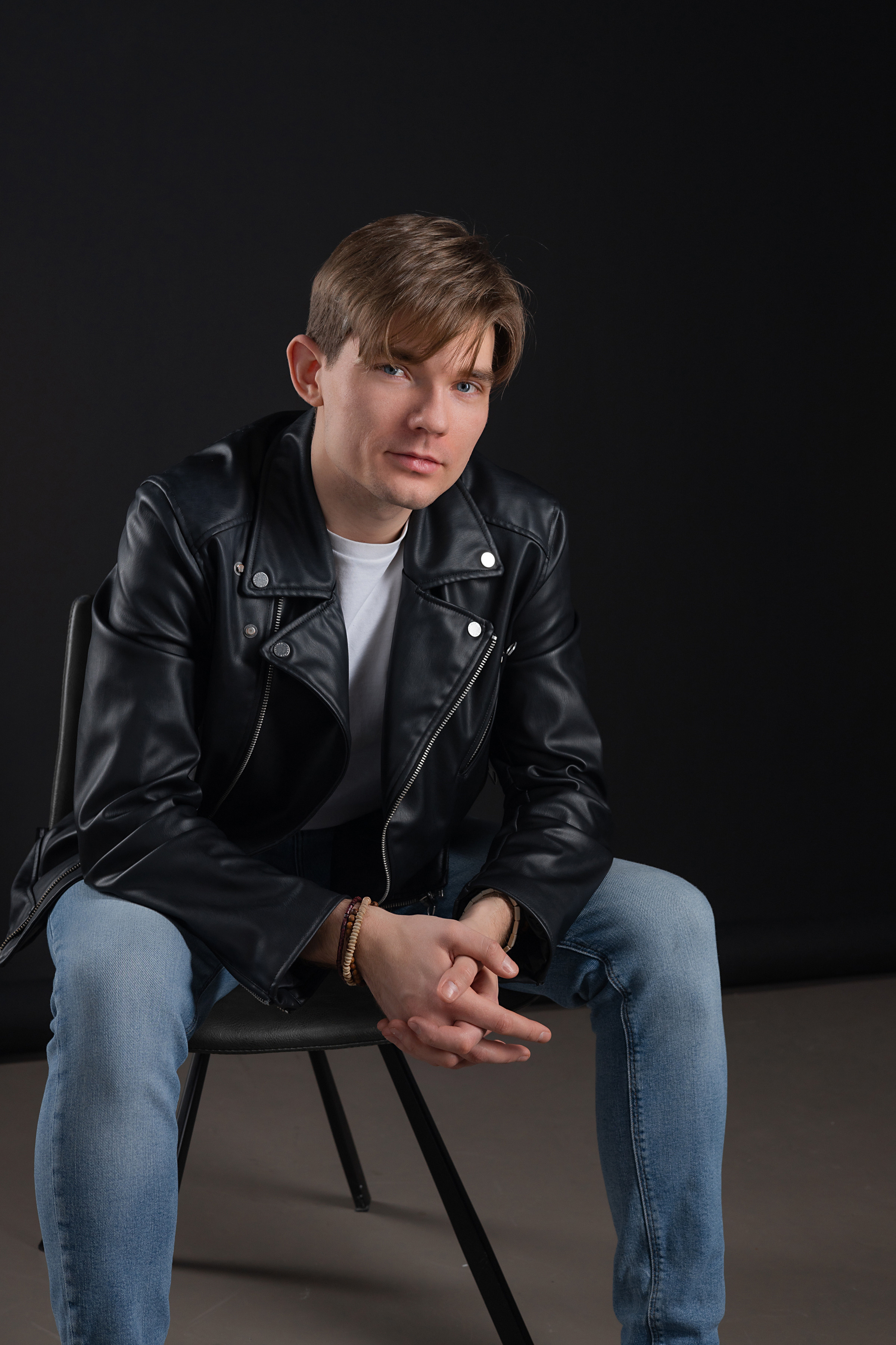 Павел. Портретный фотограф СПб, женский фотограф, минимализм и эстетика