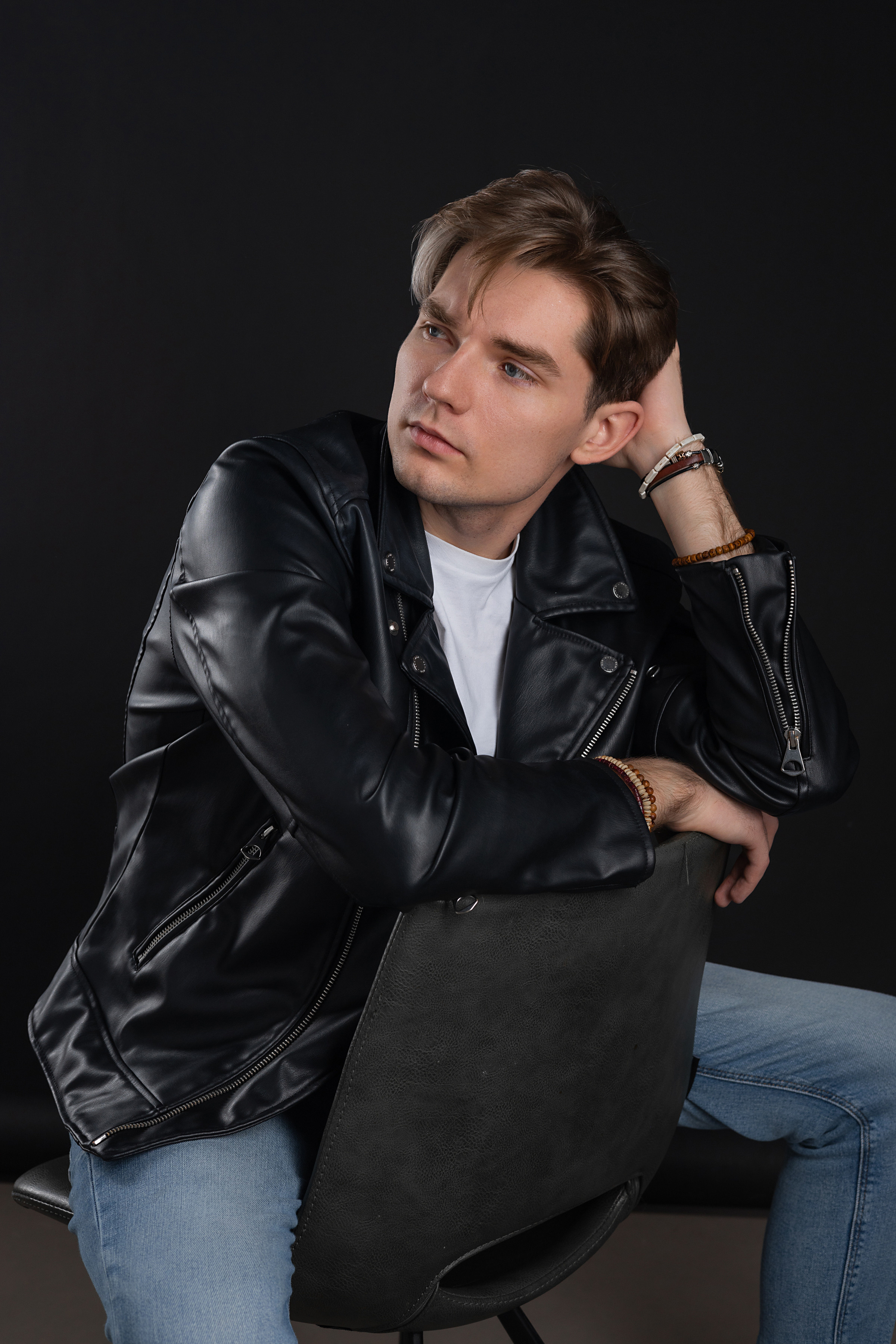 Павел. Портретный фотограф СПб, женский фотограф, минимализм и эстетика