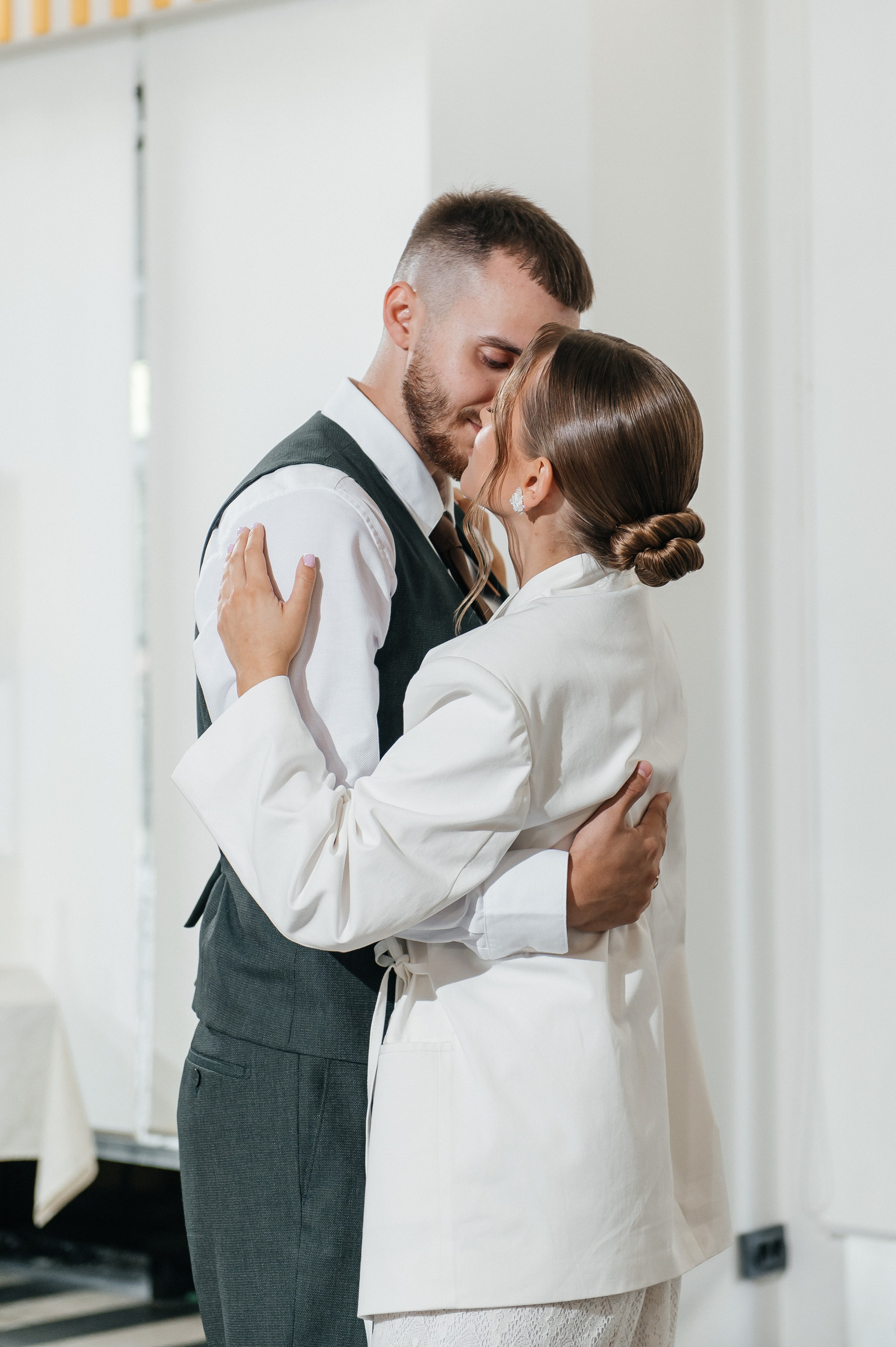 Виктор и Ярослава. Свадебный и портретный фотограф Мария Зыкова Екатеринбург — Снежинск