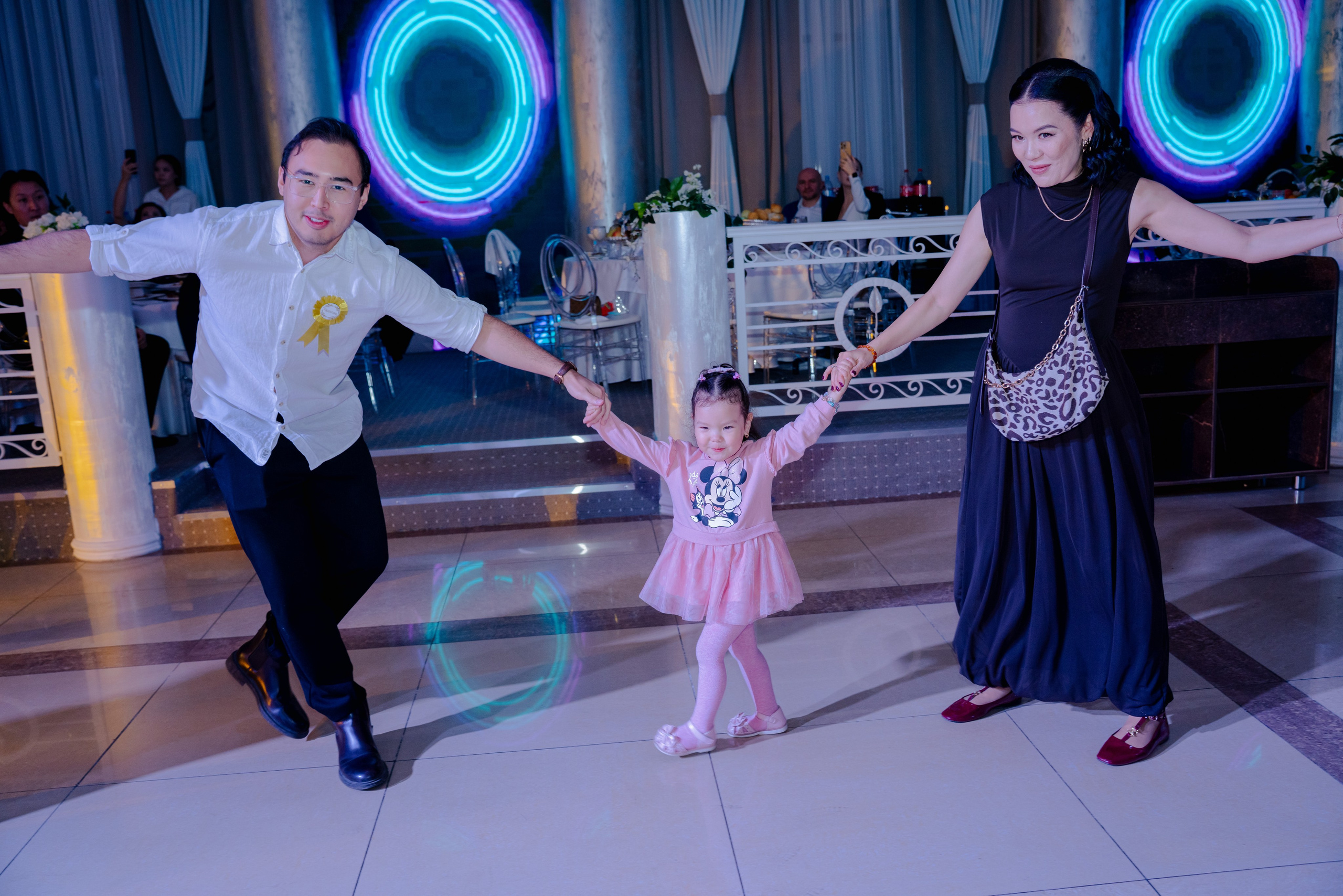 KAMILLA QYZ UZATU. Nomad media