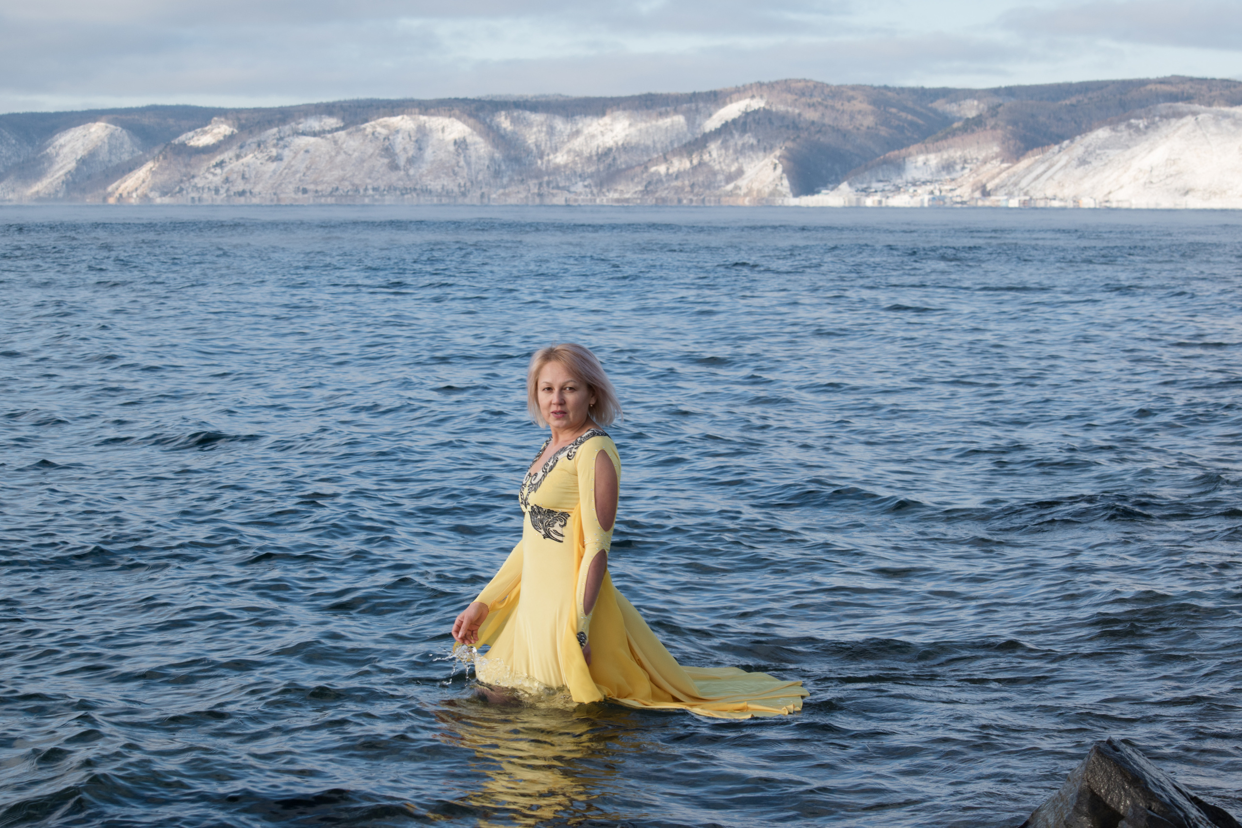Шолпан Зиганшина (ICE WOMAN of Lake Baikal). Фотограф в Иркутске Николай Александров