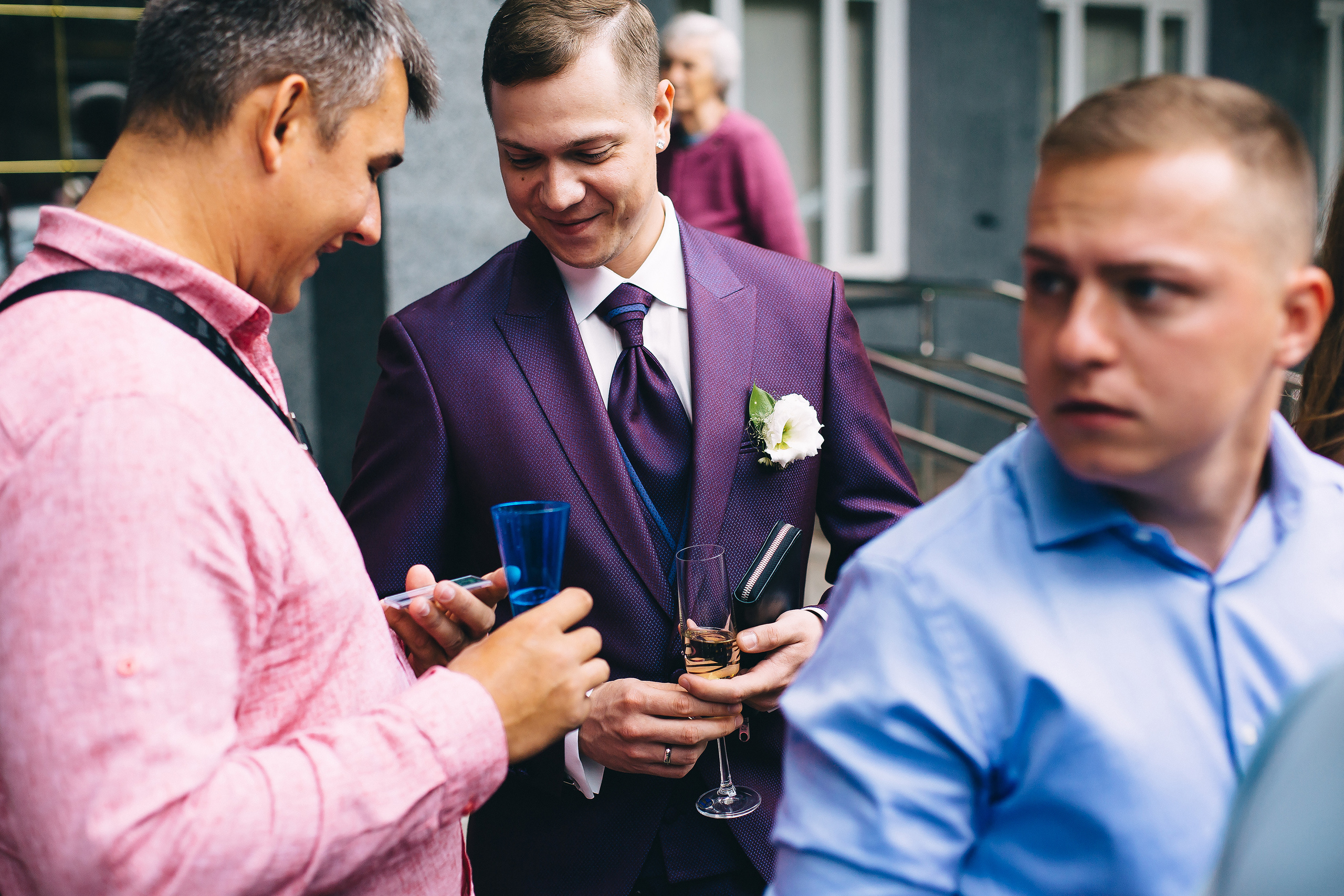 Поднимая бокалы с шампанским. Душевный фотограф Ваших самых ярких событий Марина Погребняк