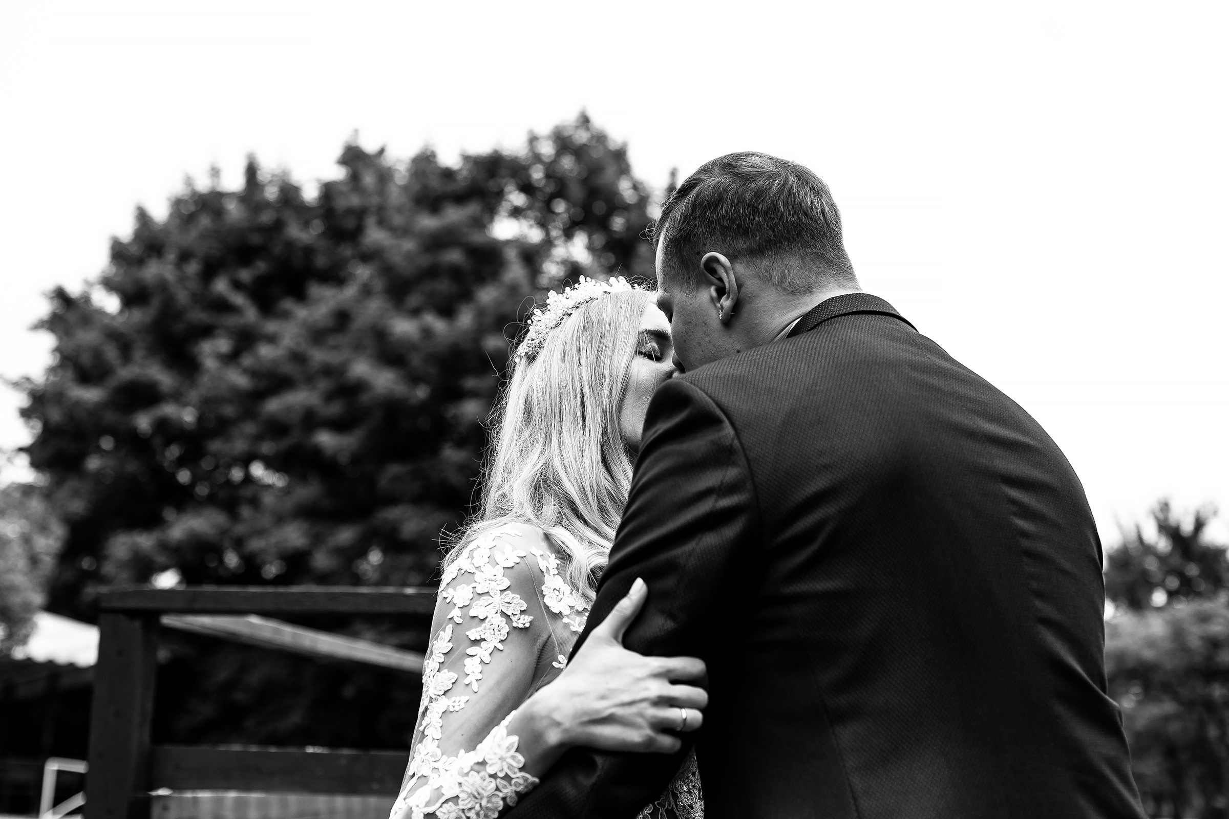 Поднимая бокалы с шампанским. Душевный фотограф Ваших самых ярких событий Марина Погребняк