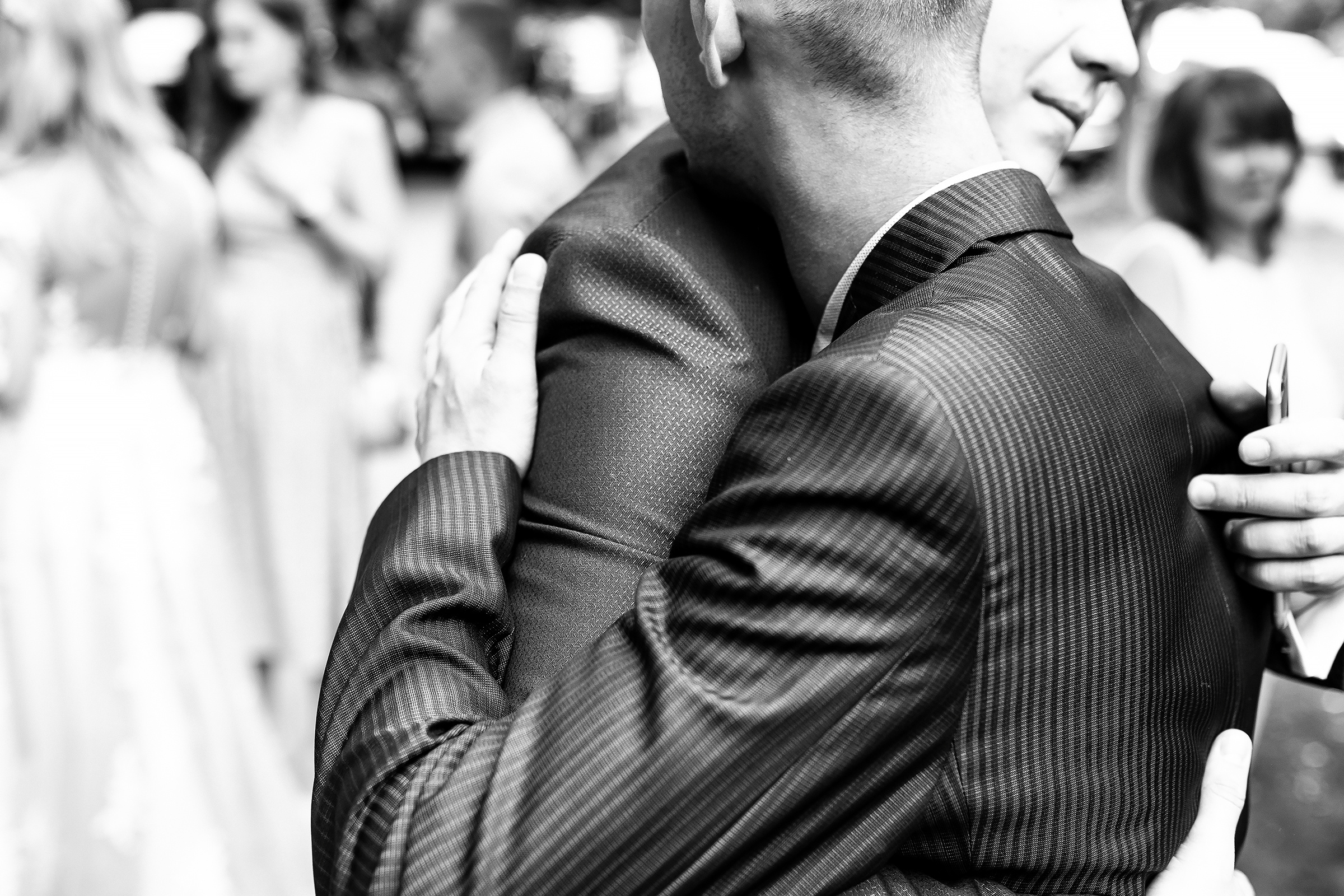 Поднимая бокалы с шампанским. Душевный фотограф Ваших самых ярких событий Марина Погребняк