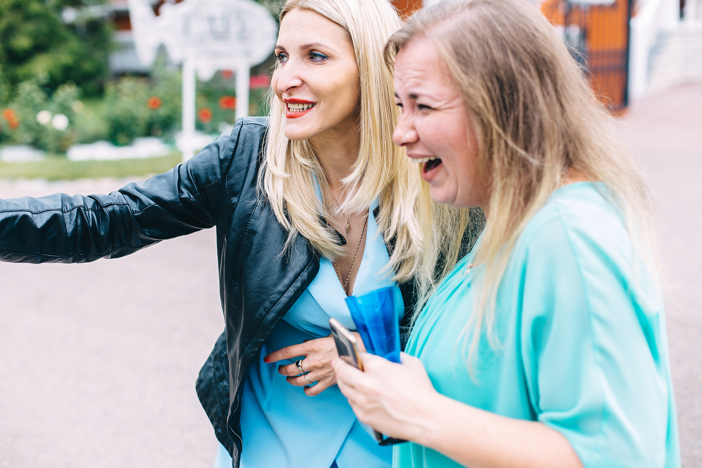 Поднимая бокалы с шампанским. Душевный фотограф Ваших самых ярких событий Марина Погребняк