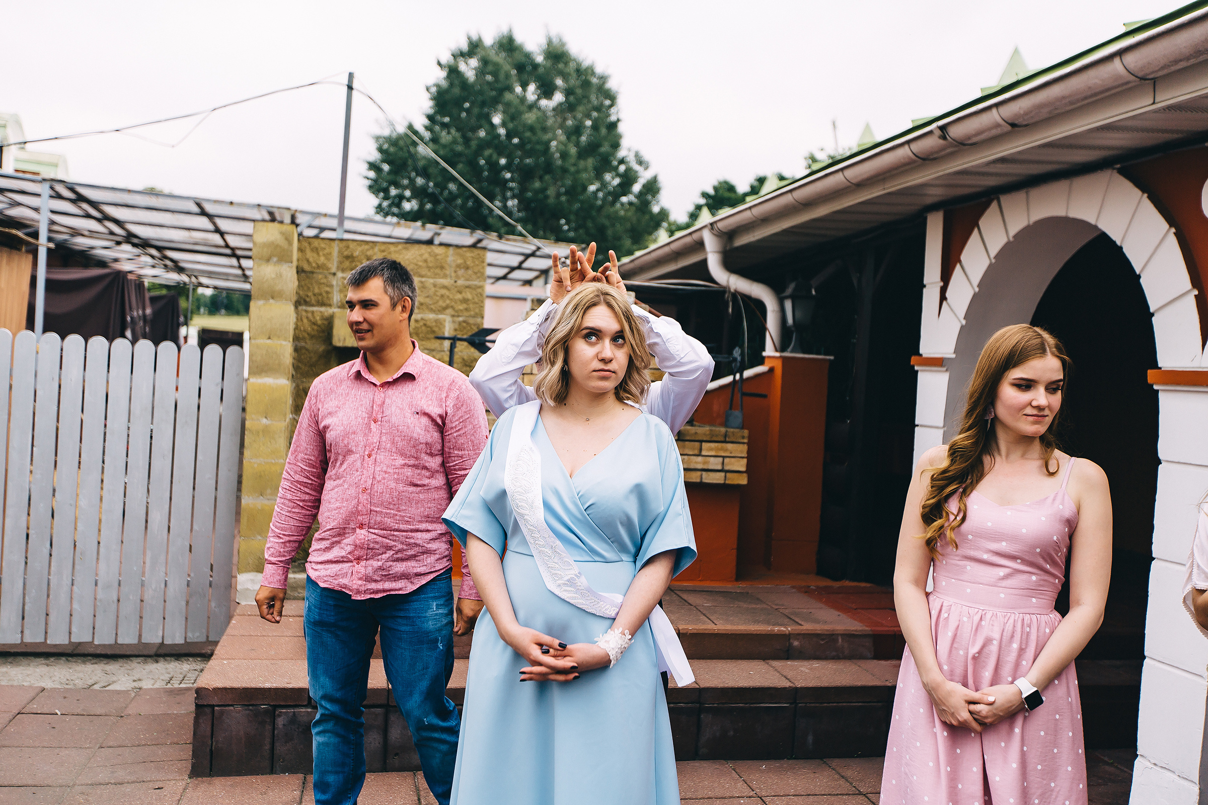 Поднимая бокалы с шампанским. Душевный фотограф Ваших самых ярких событий Марина Погребняк