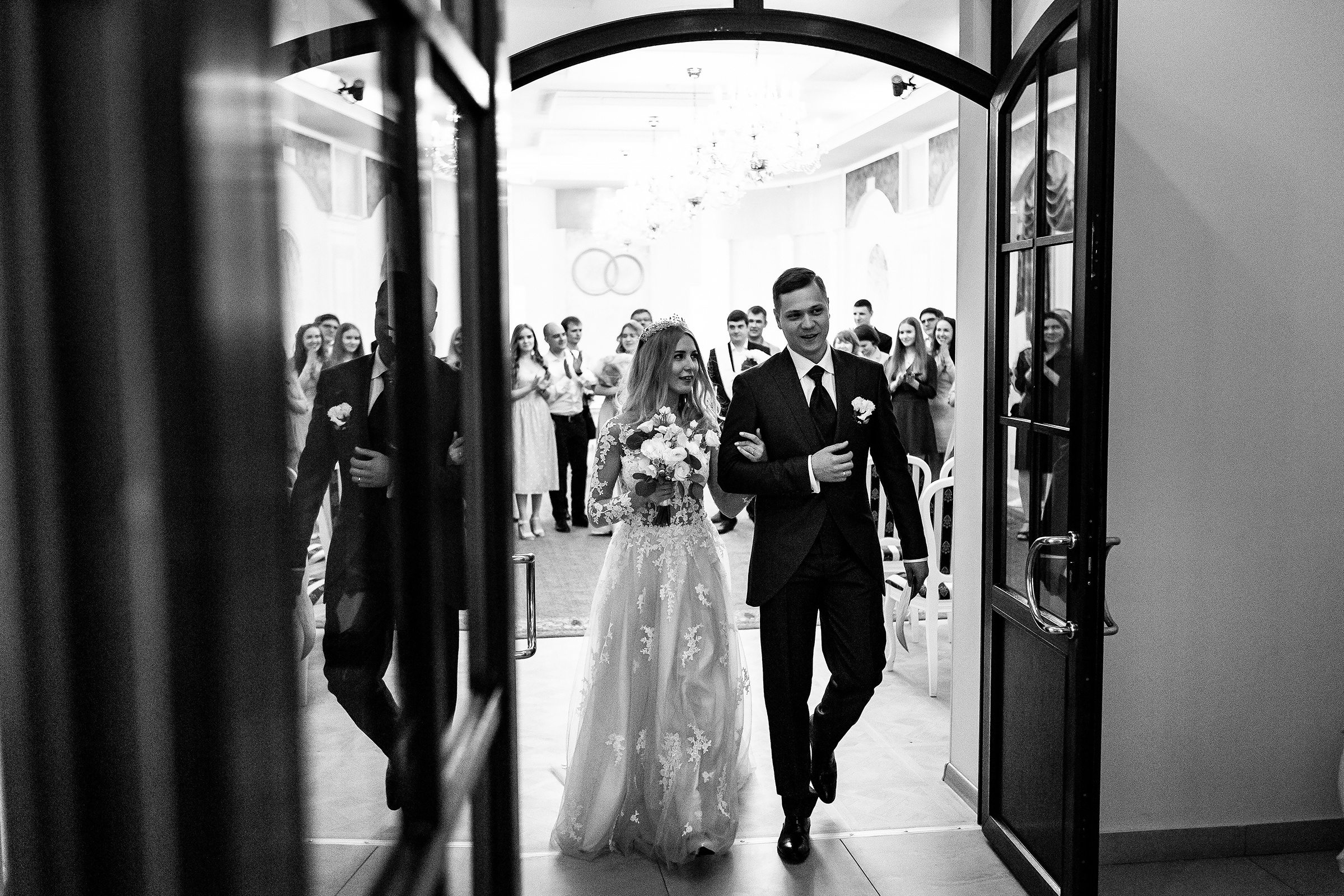 Поднимая бокалы с шампанским. Душевный фотограф Ваших самых ярких событий Марина Погребняк