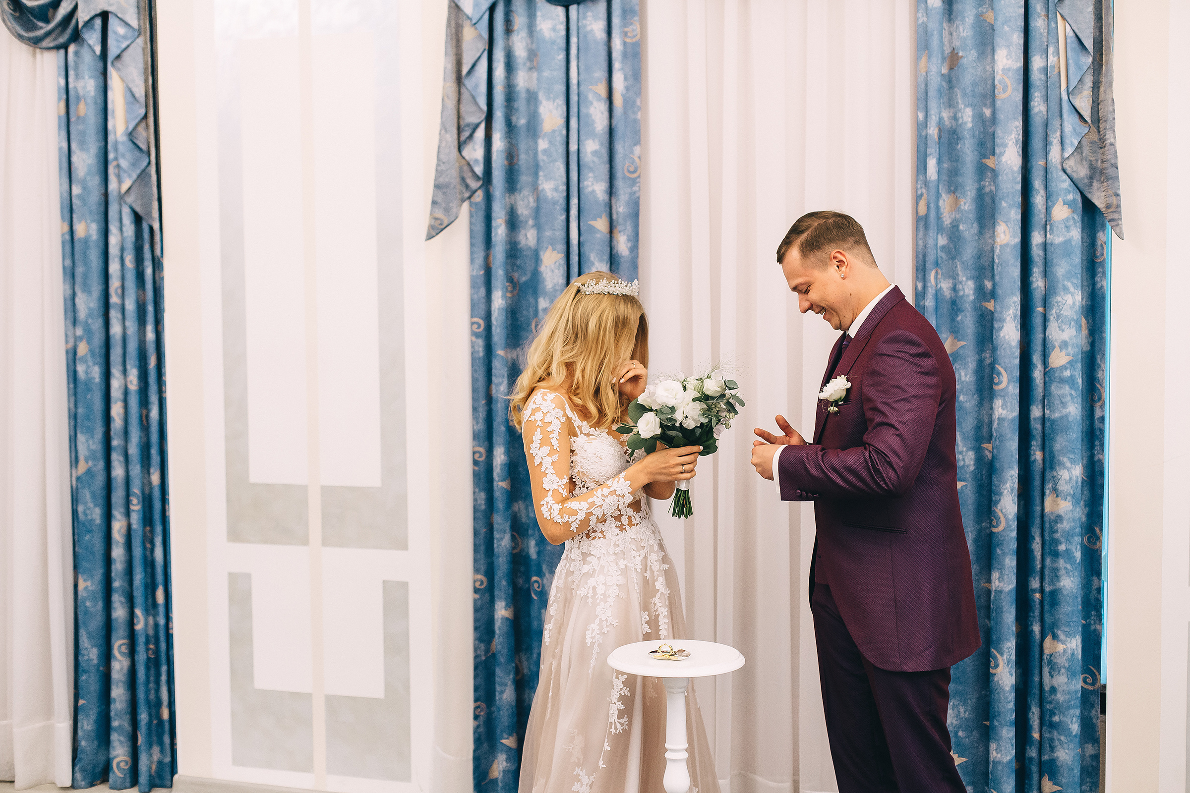 Поднимая бокалы с шампанским. Душевный фотограф Ваших самых ярких событий Марина Погребняк