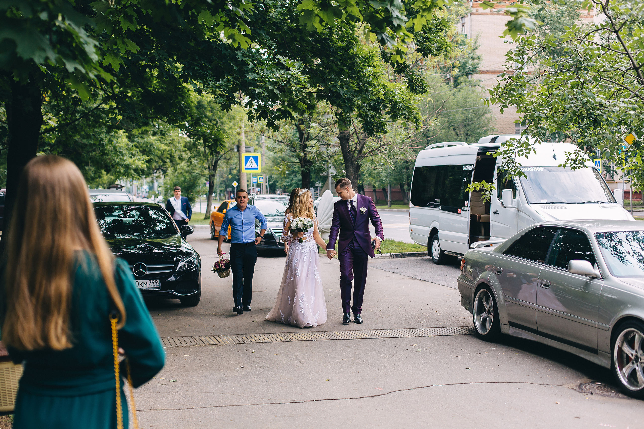 Поднимая бокалы с шампанским. Душевный фотограф Ваших самых ярких событий Марина Погребняк