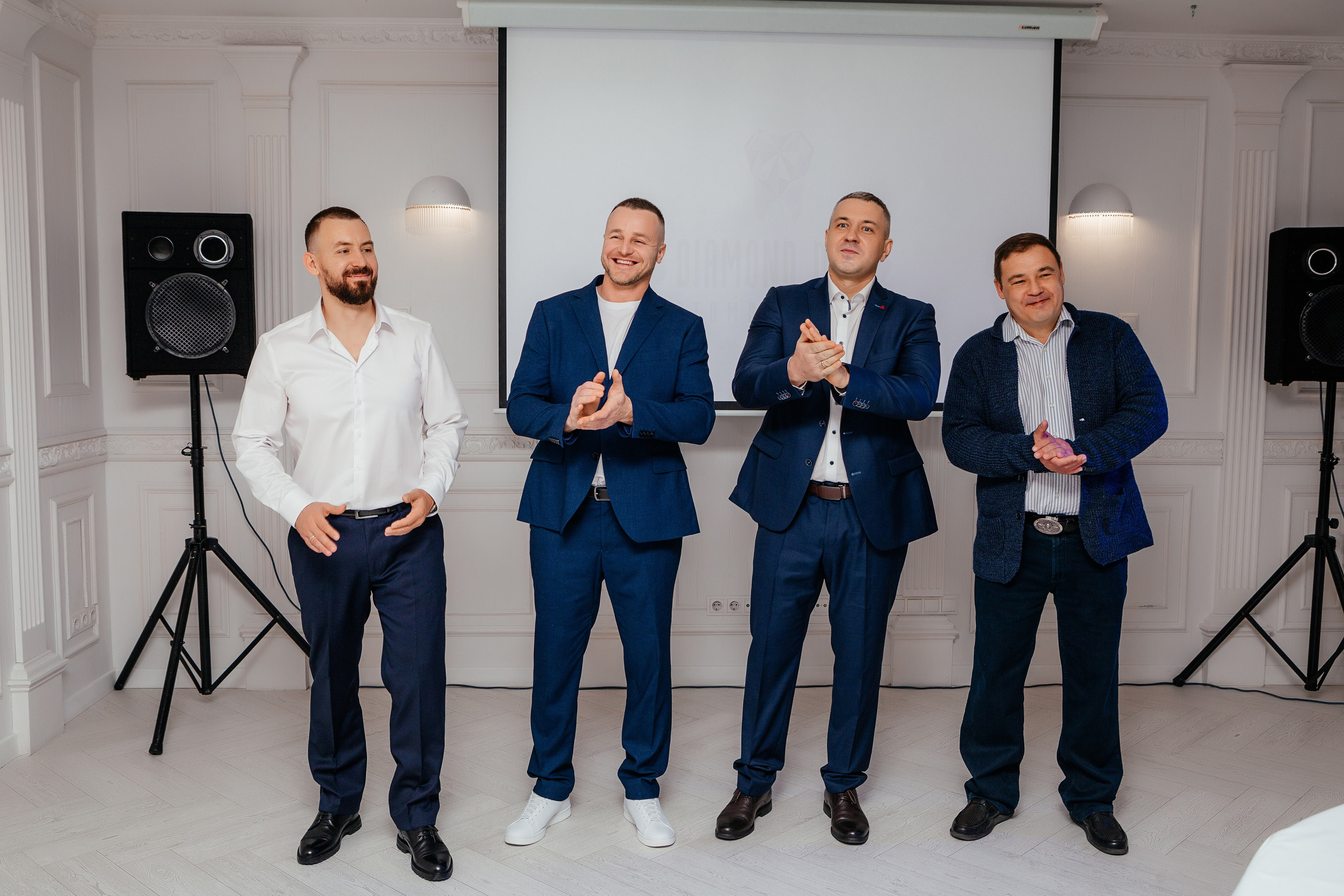 Юбилей стоматологии. Контент фотограф, съемка для маркетплейсов, фуд съемка и репортажи в Новосибирске Ралия Галеева