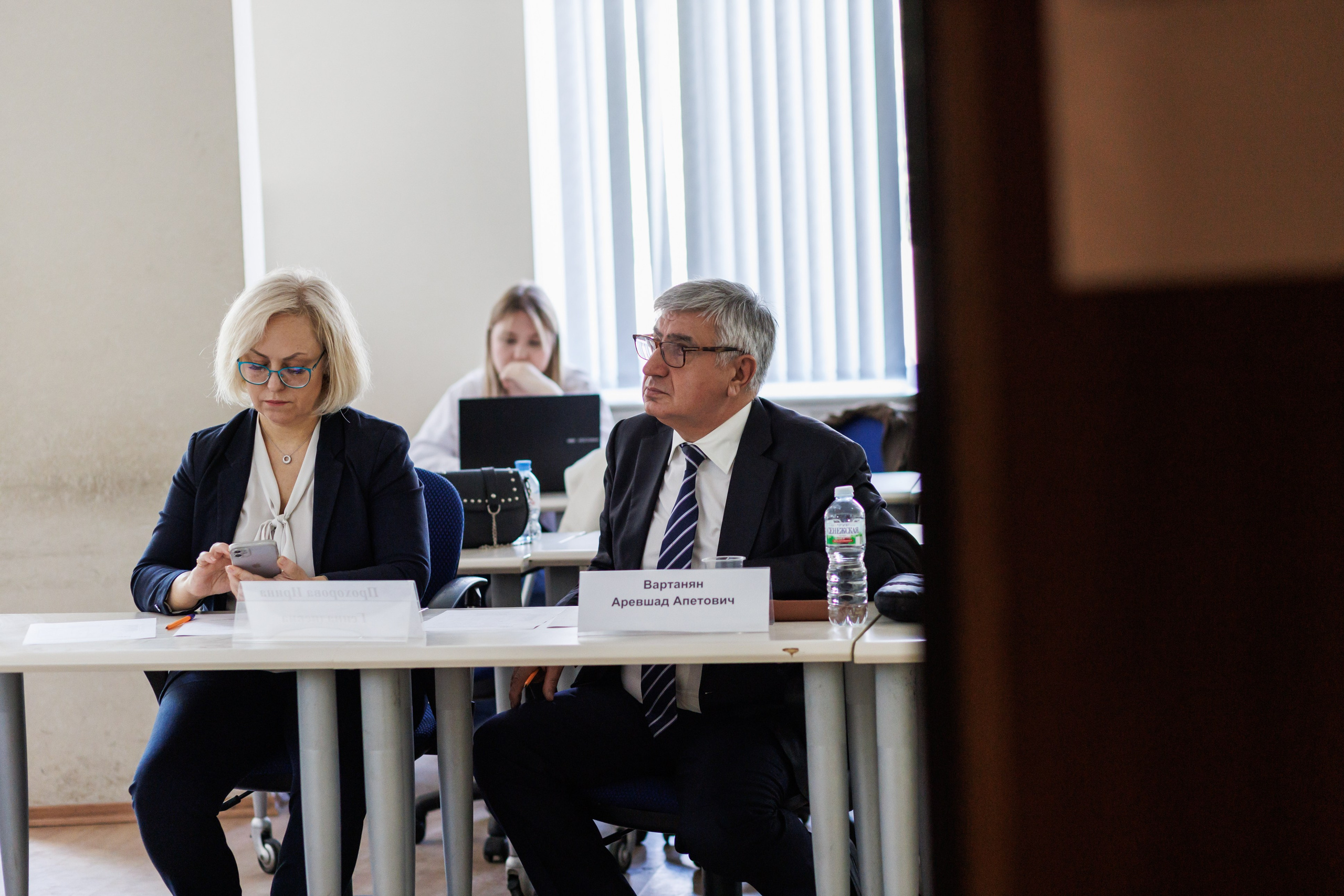 МАЭФ 2025. Фотограф в Москве Дмитрий Емельянов