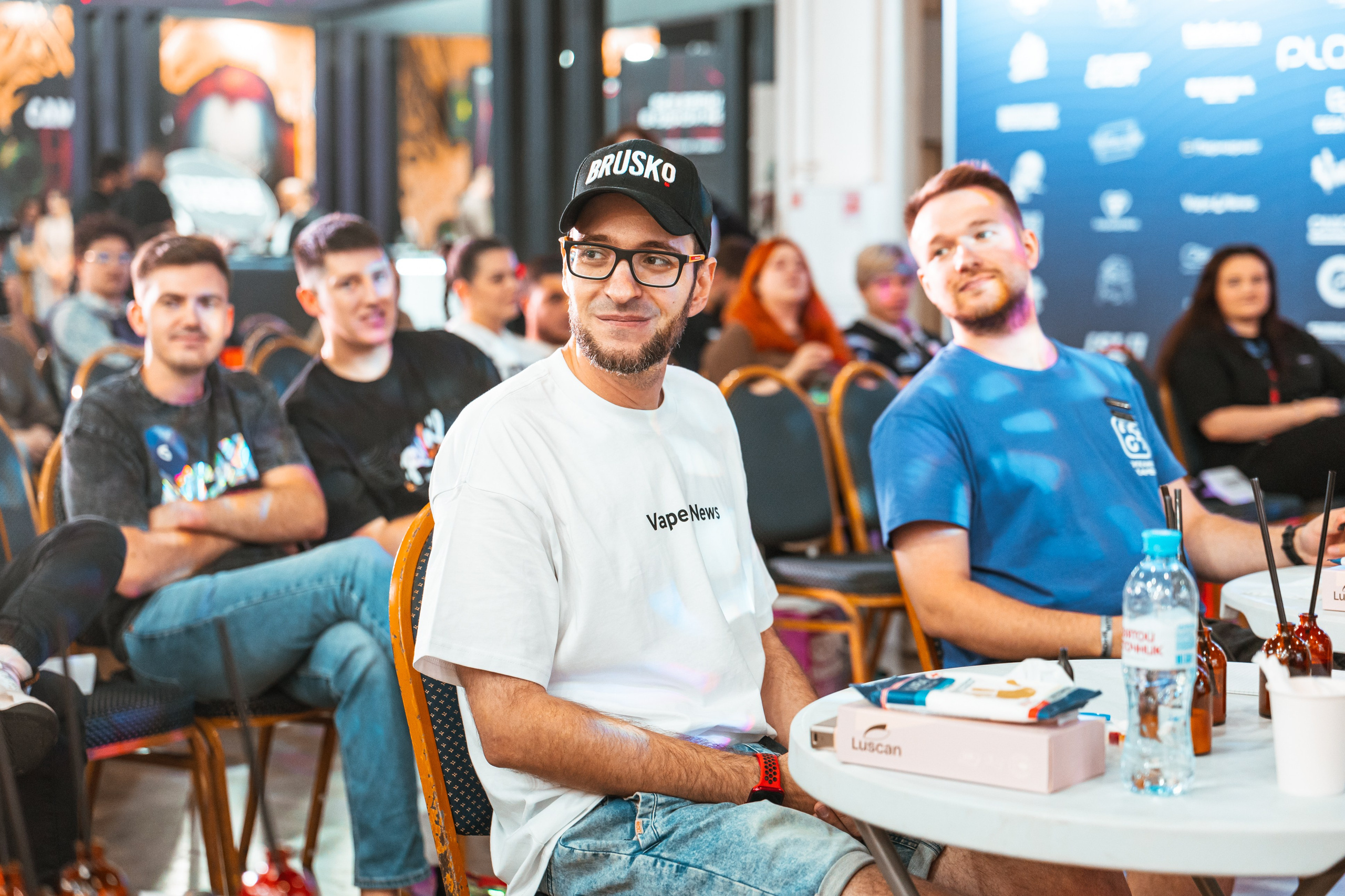 VAPE CLUB SHOW 2025 Крокус Экспо. Фотограф в Москве Дмитрий Емельянов