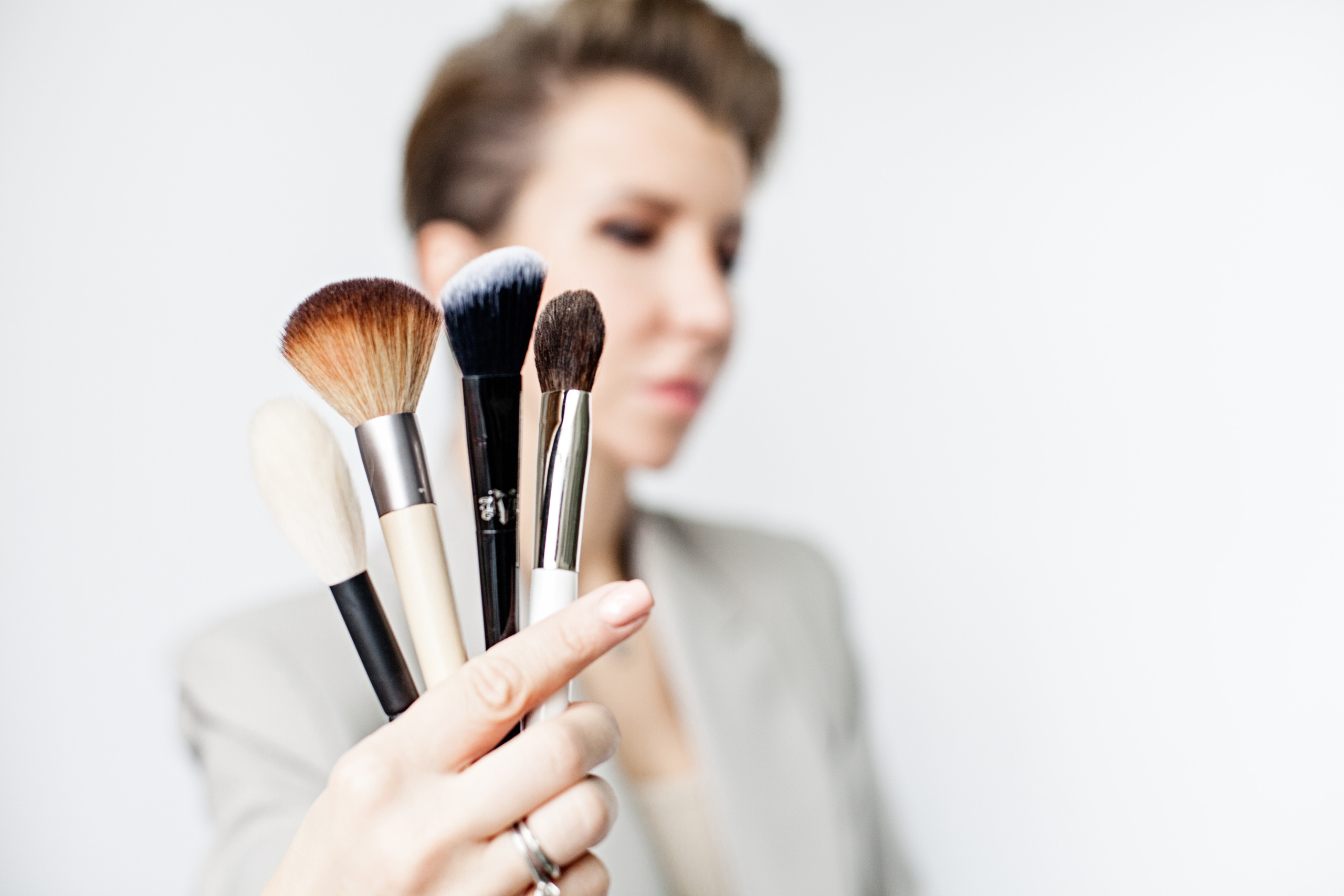 Для визажиста контент. Фототерапевт Валерия Радос