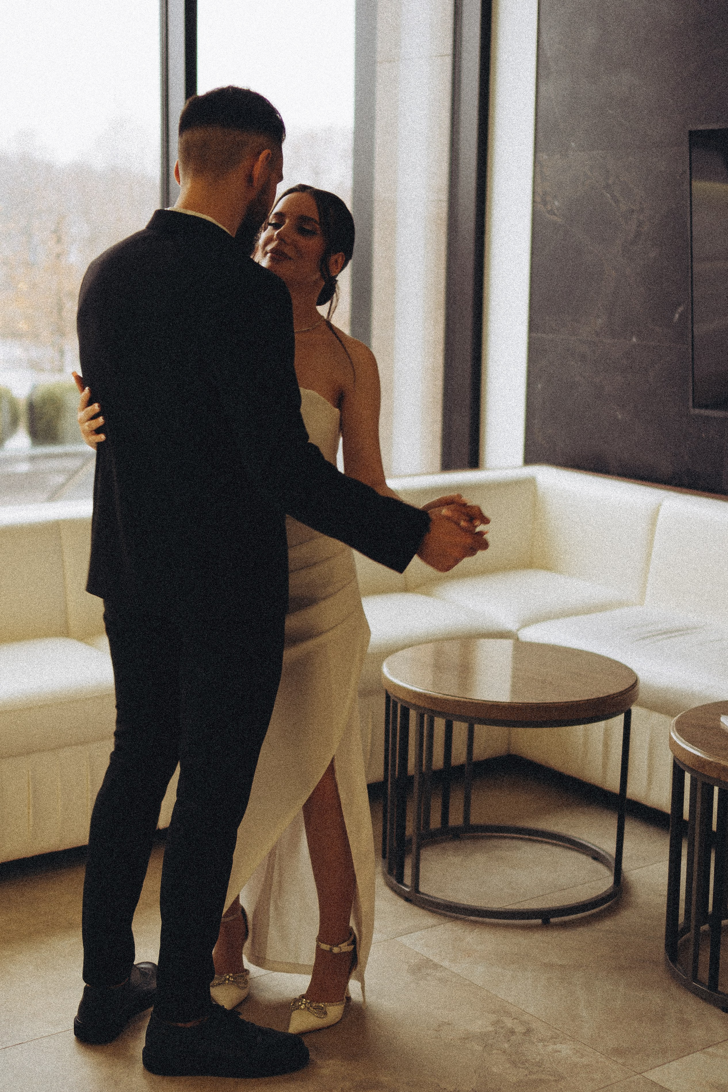 СВАДЕБНАЯ СЬЕМКА СБОРОВ ЖЕНИХА И НЕВЕСТЫ В ОТЕЛЕ И ТАКЖЕ ФОТОСЕССИИЯ В ОТЕЛЕЕ МЕГАПОЛИС БРЯНСК. Профессиональный фотограф, Санкт-Петербург — Виктория Богомолова