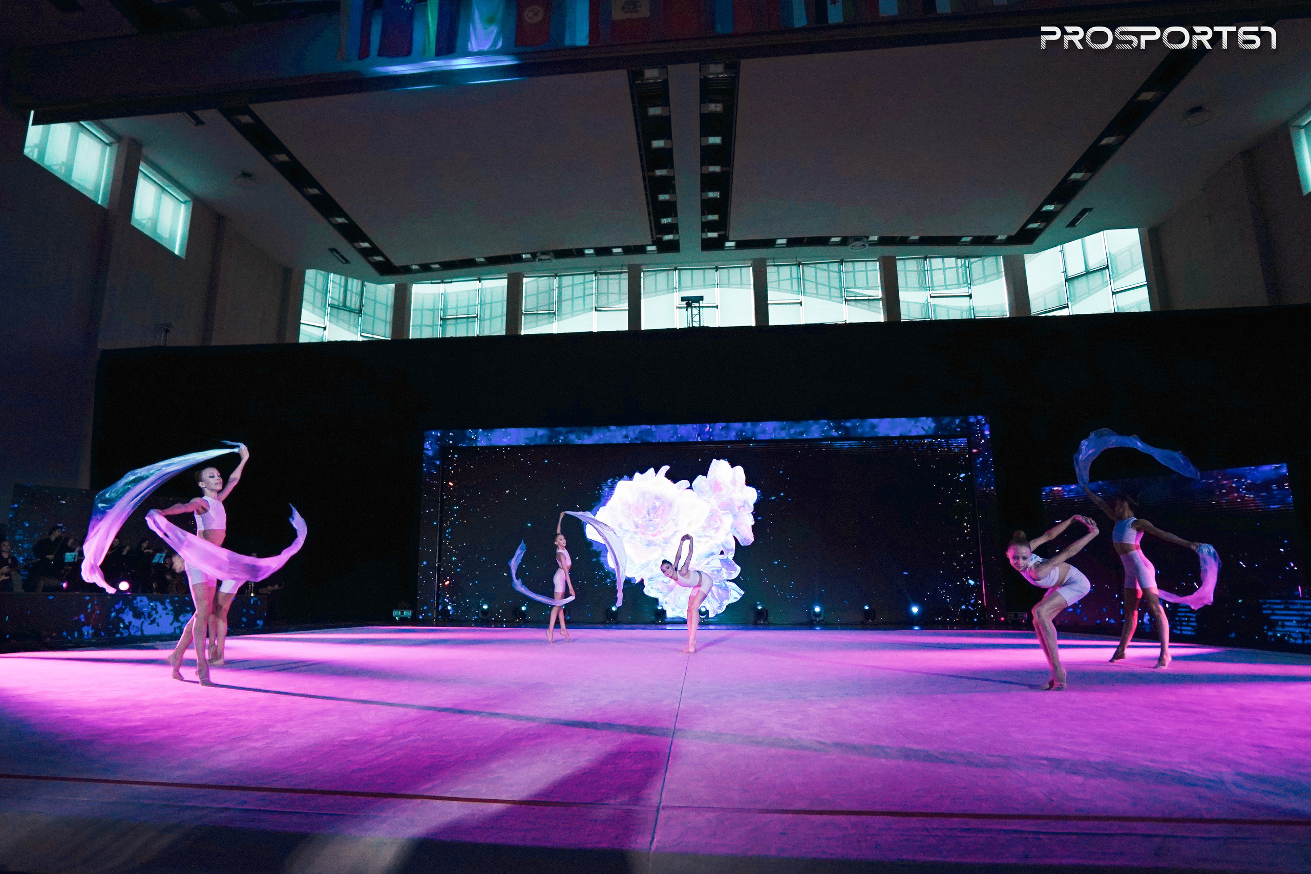 Закрытие. Хрустальная роза 2025 г.Минск. Спортивный фотограф Олег Медведев | prosport67 | Смоленск