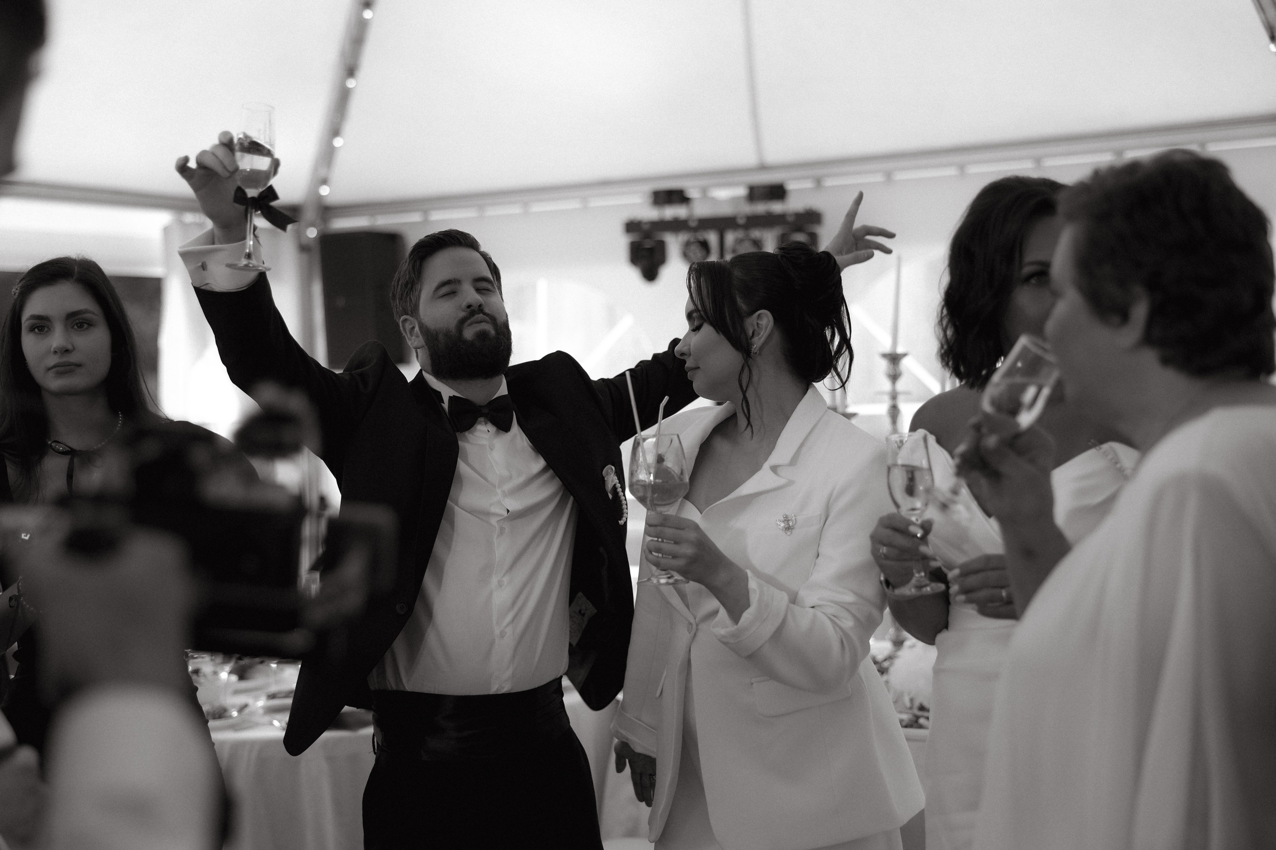 «Магия выставленного света» — Анна и Милан. Свадебный и семейный фотограф в Москве Ломова Ирина