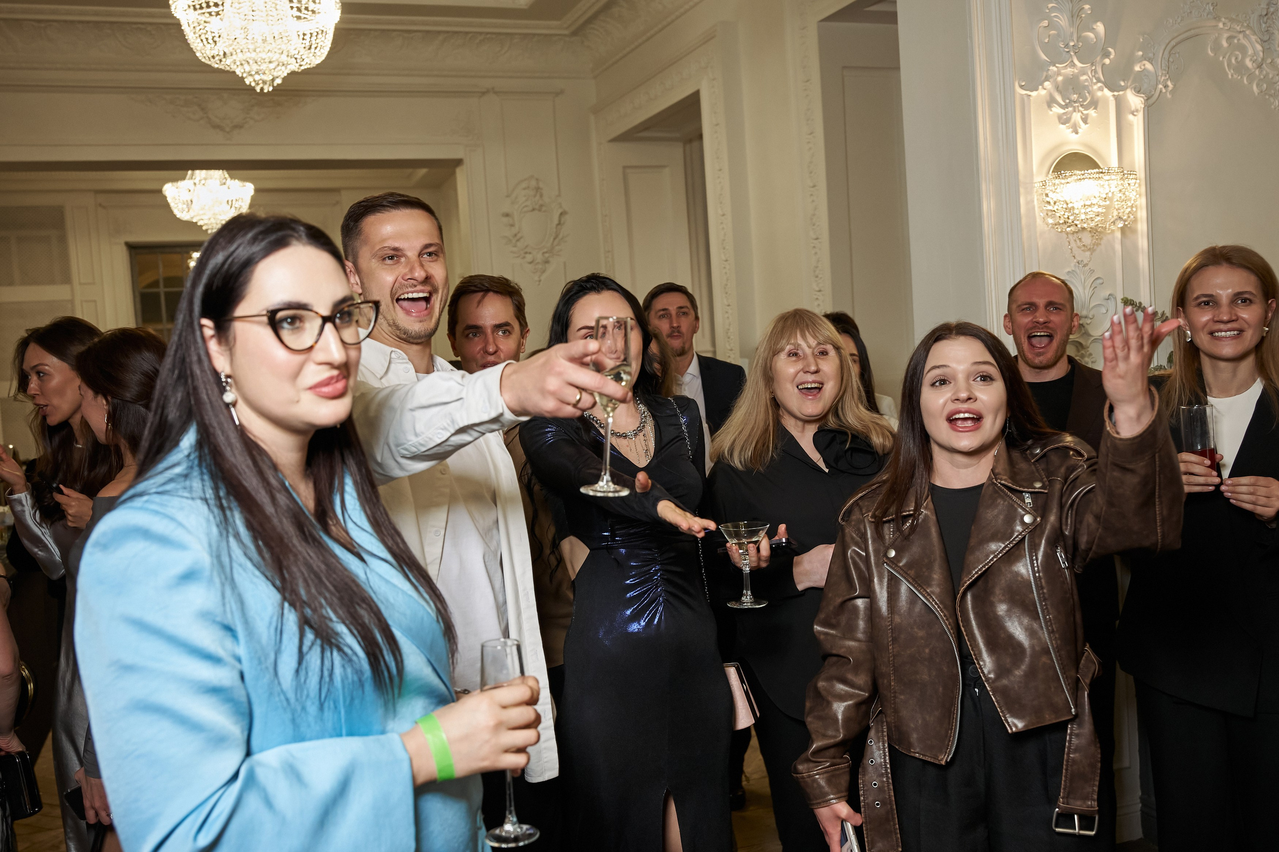 ГАЛА УЖИН. PRO-AGELESS