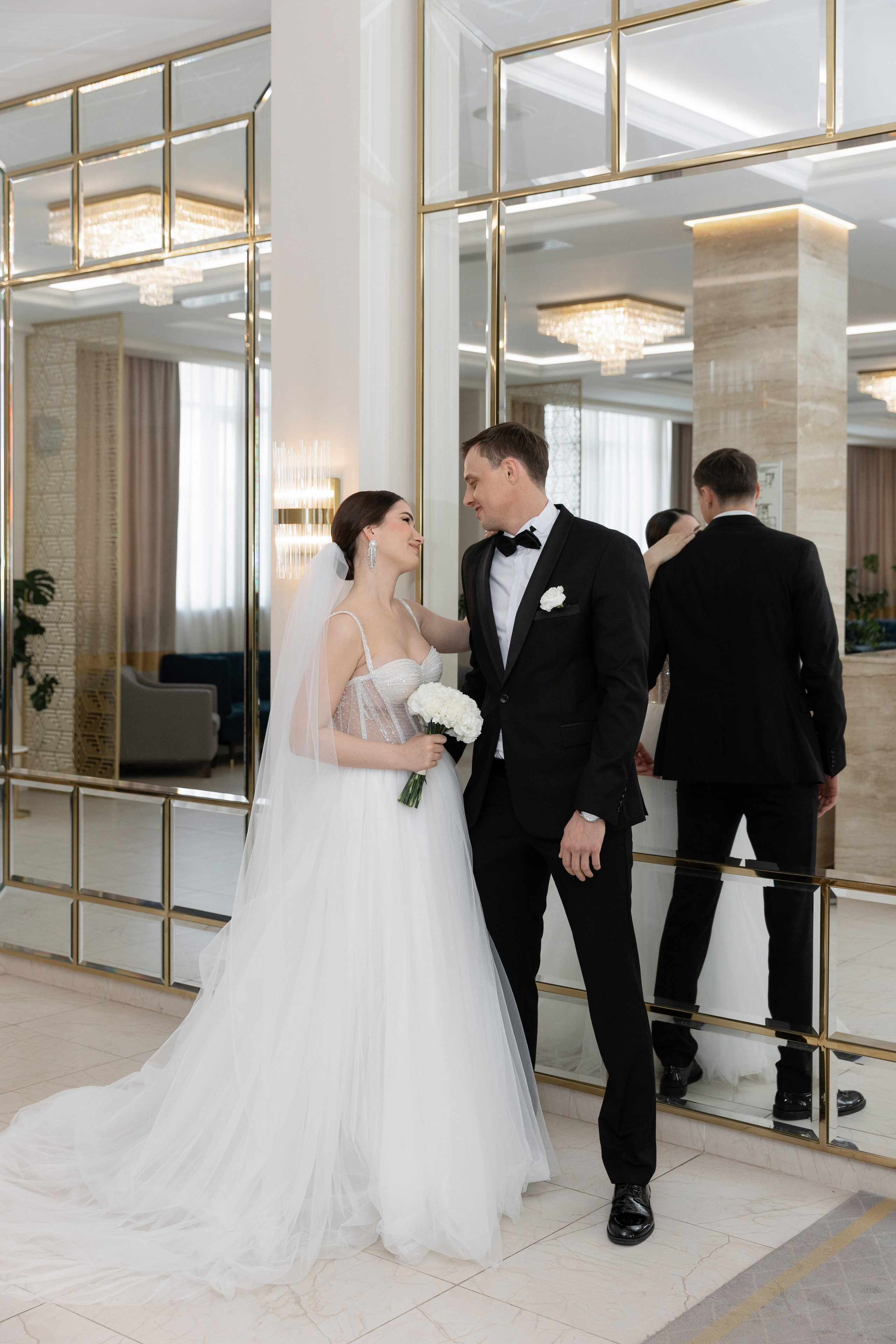 Свадебная фотосъемка росписи и свадебная фотосессия в Архангельском. Свадебный фотограф в Москве Полина Лелетко