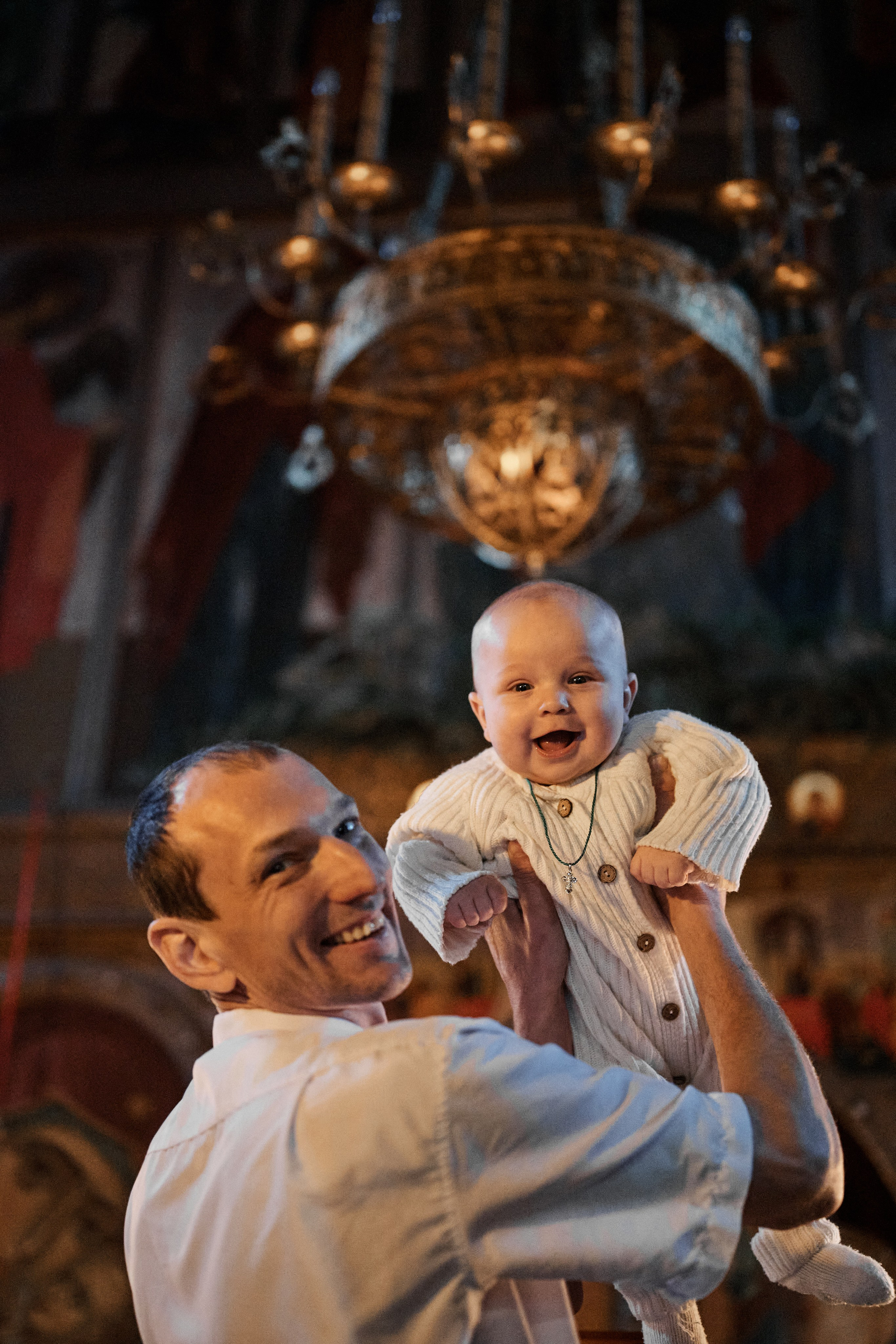 Крещение в храме Василия Великого на Горке. Свадебный фотограф Надежда Максимова