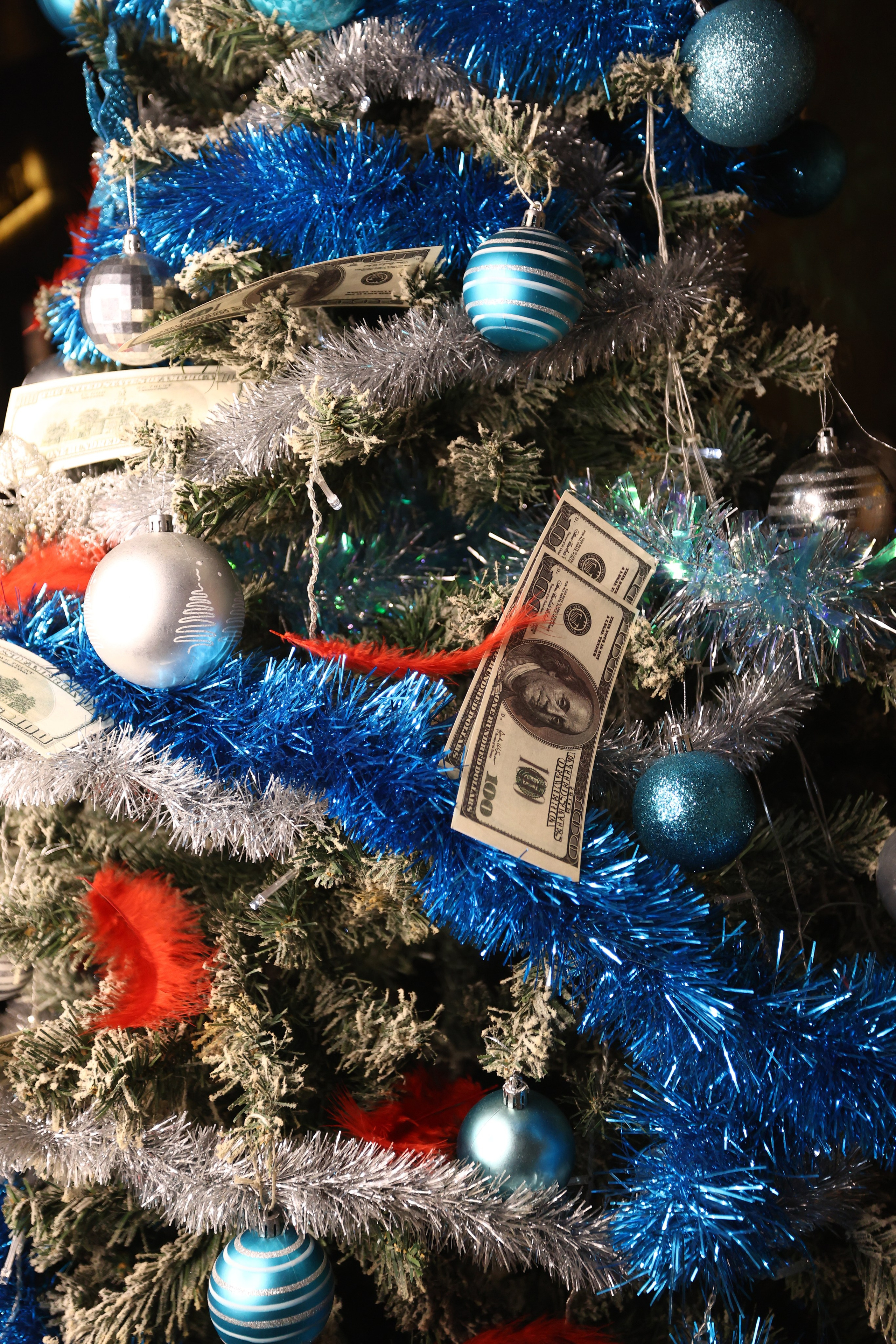 New Year 27-12-24. Мята Спортивная — Кальянная, караоке, бар в Минске