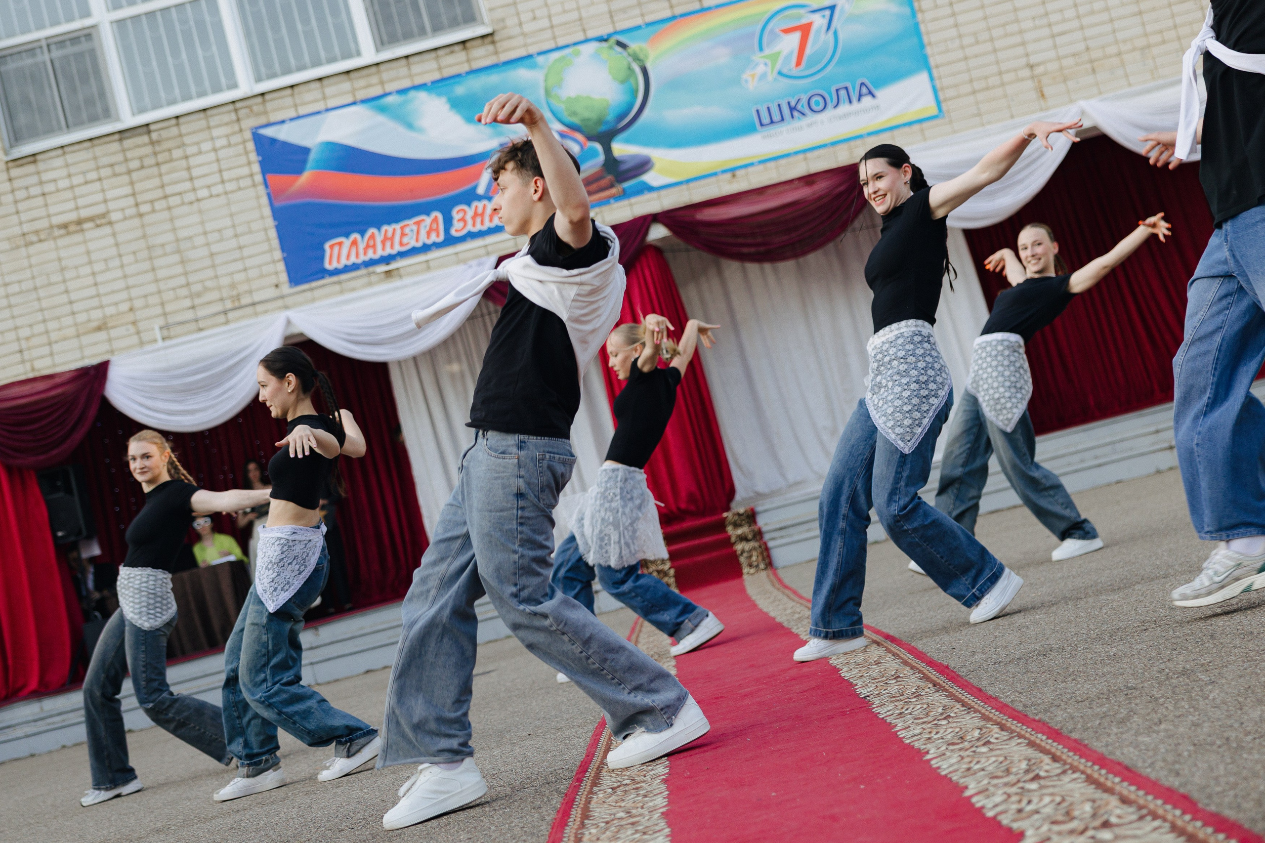 Вручение аттестатов. Свадебный фотограф Роман Еремеев