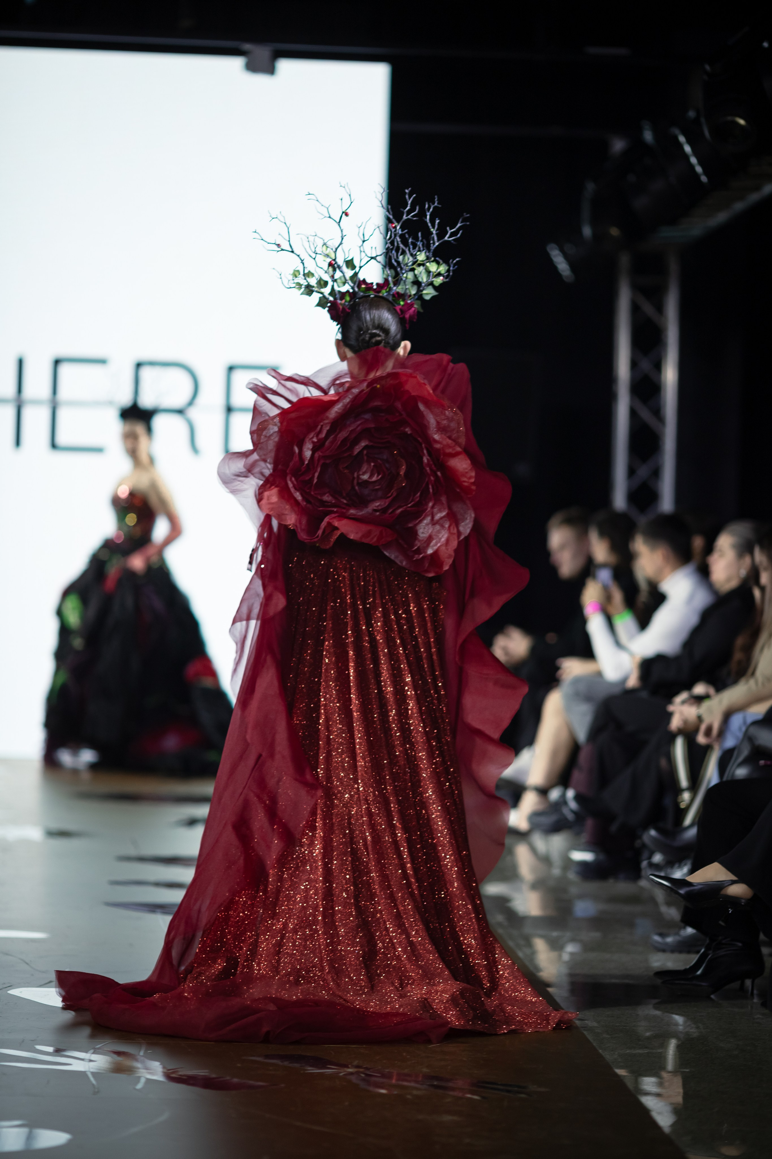 Подиум Показа | Volga Fashion Week. Фотограф брендов и бизнеса в Москве Алексей Сентюрин