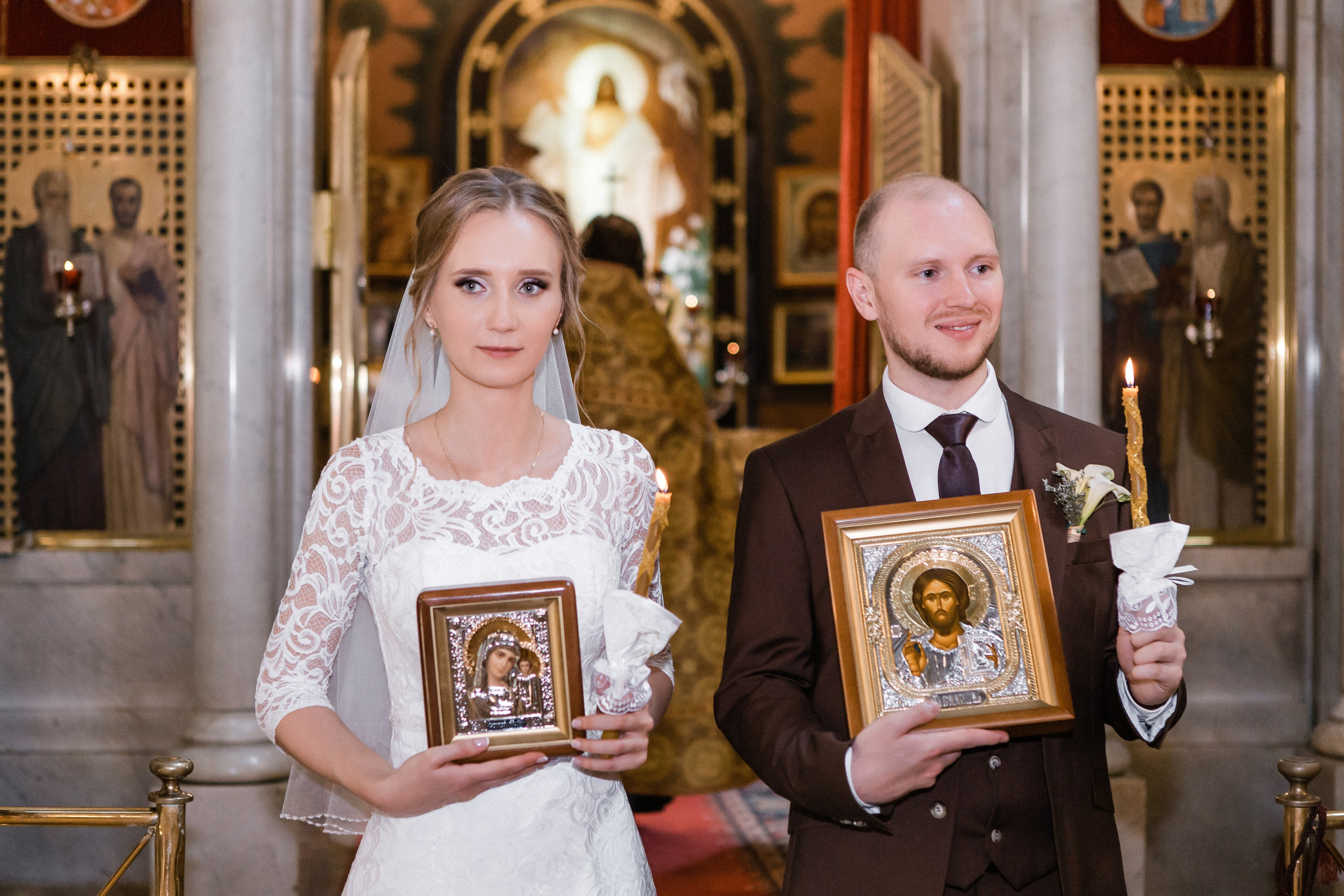 Свадебная фотосессия Сергея и Елены. Наш свадебный день. Видеосъемка и фотосъемка свадеб. Фотограф и оператор на свадьбу. Видеосъемка подкастов, собственная видео-фотостудии. Предметная фотосъемка