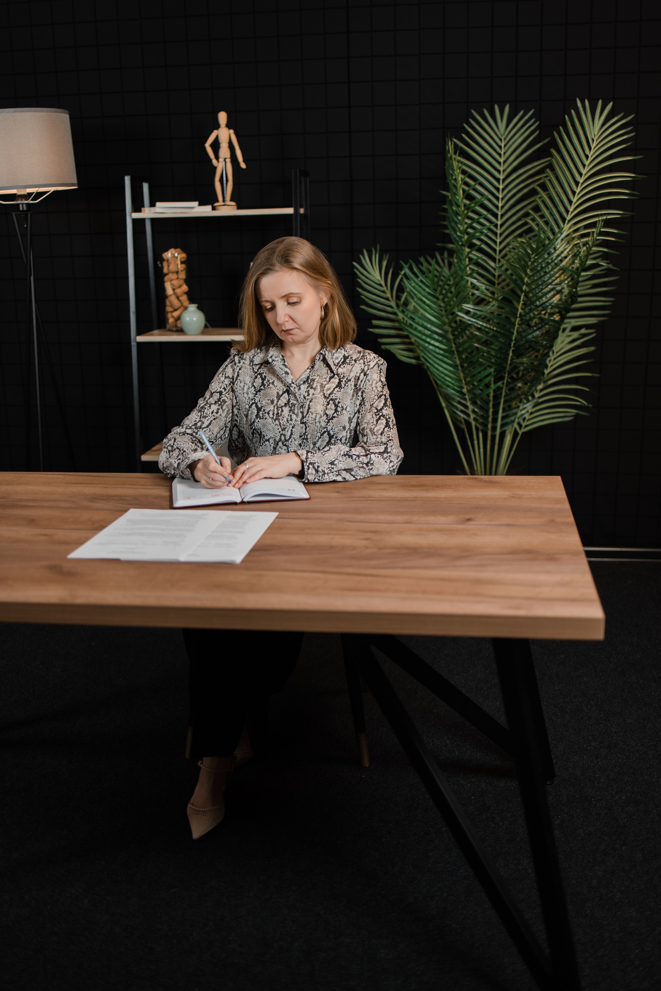 Set 2. Видеосъемка и фотосъемка свадеб. Фотограф и оператор на свадьбу. Видеосъемка подкастов, собственная видео-фотостудии. Предметная фотосъемка