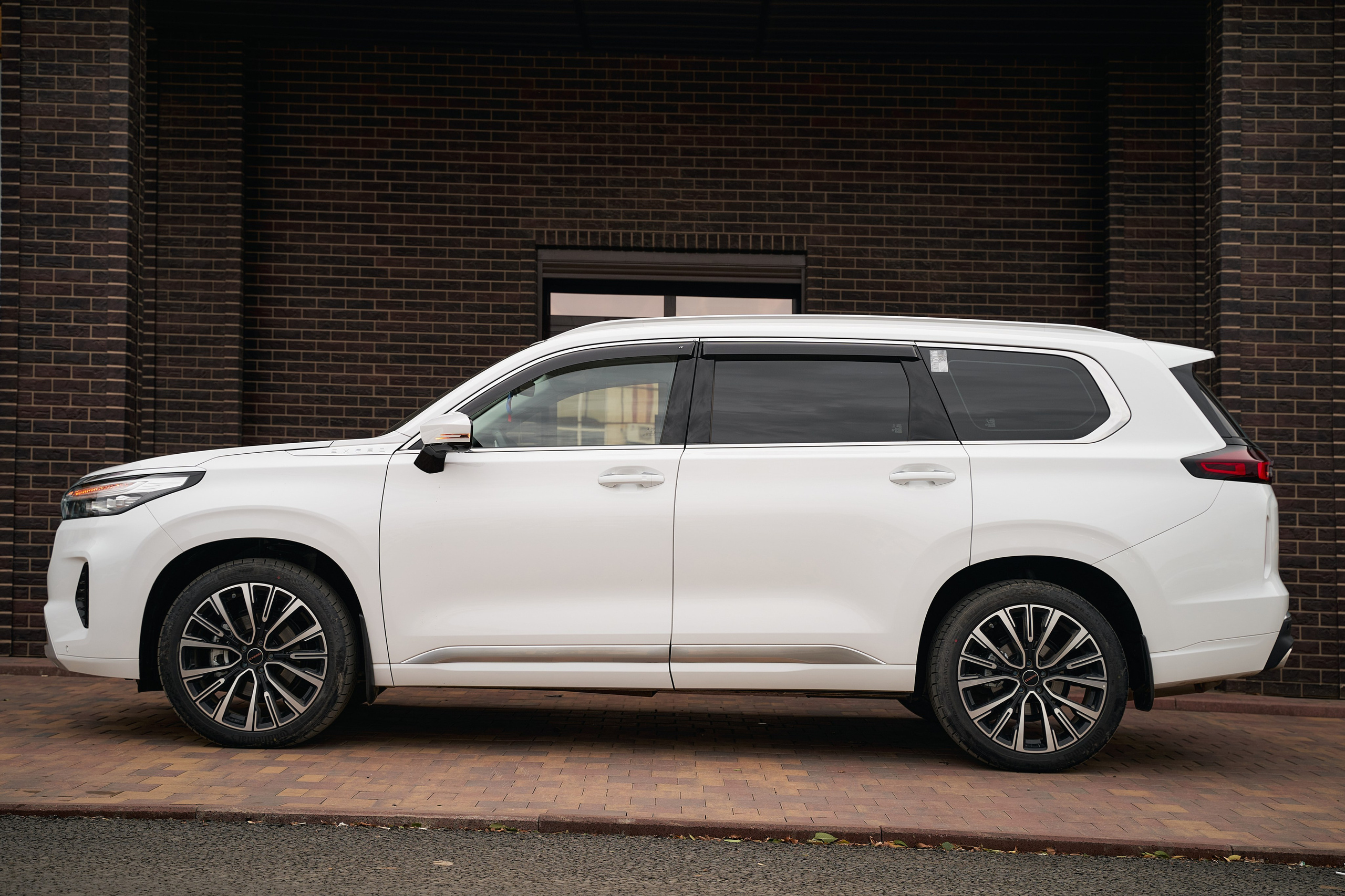 EXEED IN URALSK. Фотограф в Уральске Александр Хохлачёв | HOHLACHEV.COM