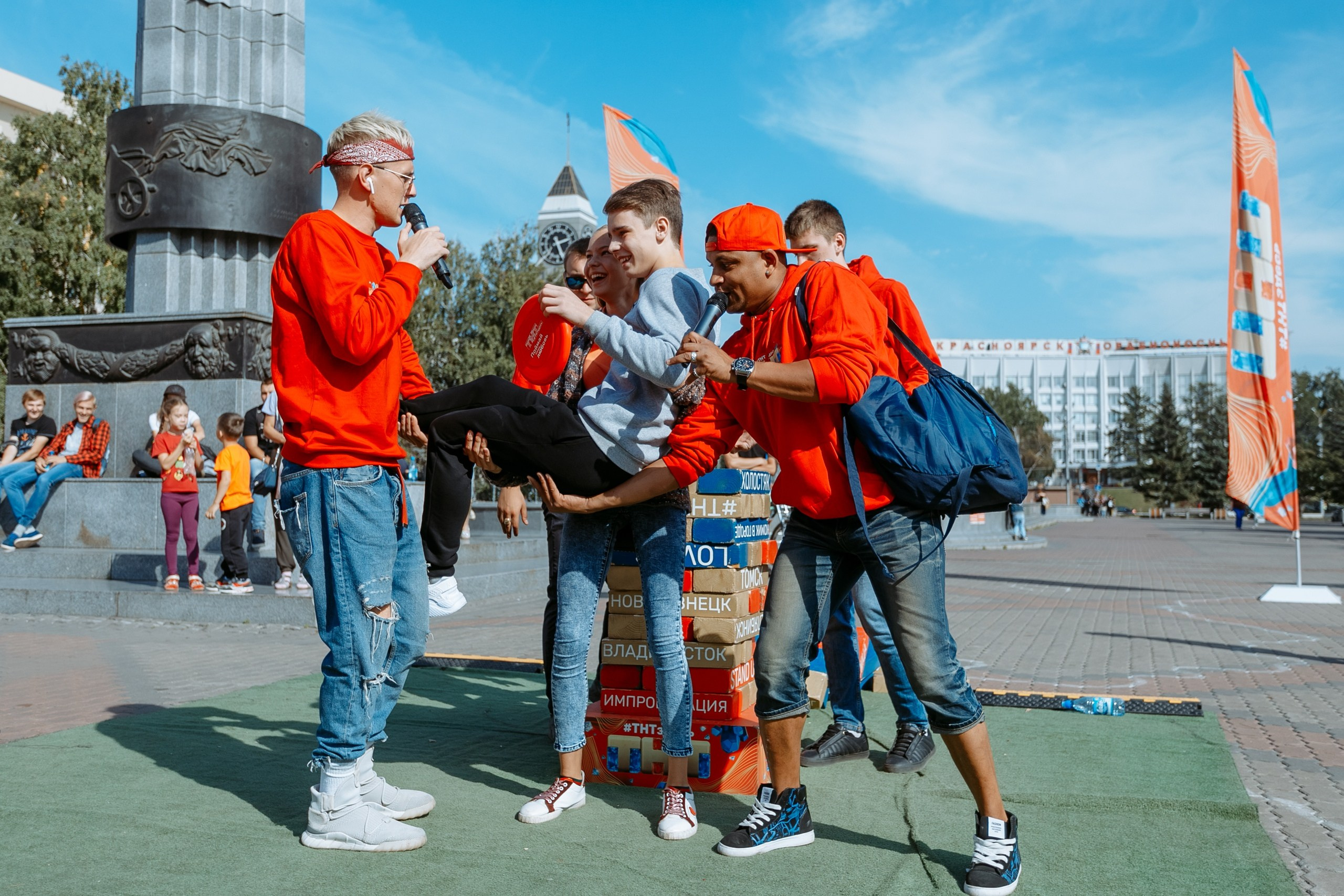 Попади на ТНТ @ Театральная площадь. Репортажный фотограф Максим Полянский. Москва, Санкт-Петербург, Красноярск
