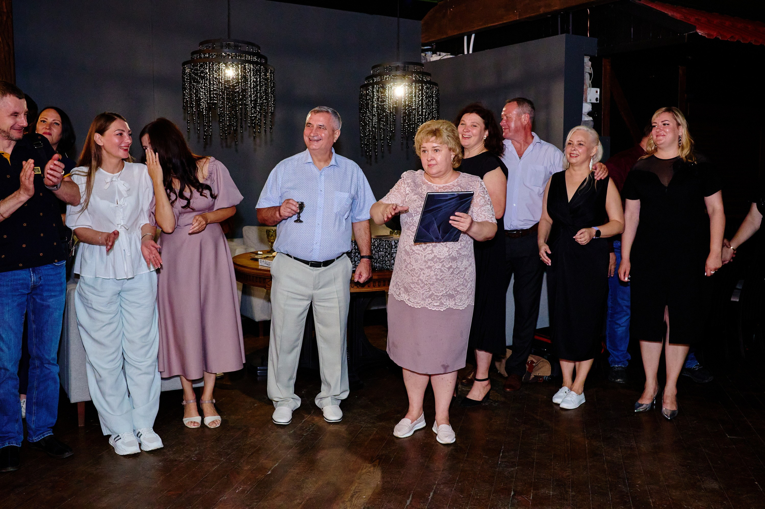 Выпускной 35 Сош. Фотограф Выпускные альбомы Таганрог Сергей Коробченко