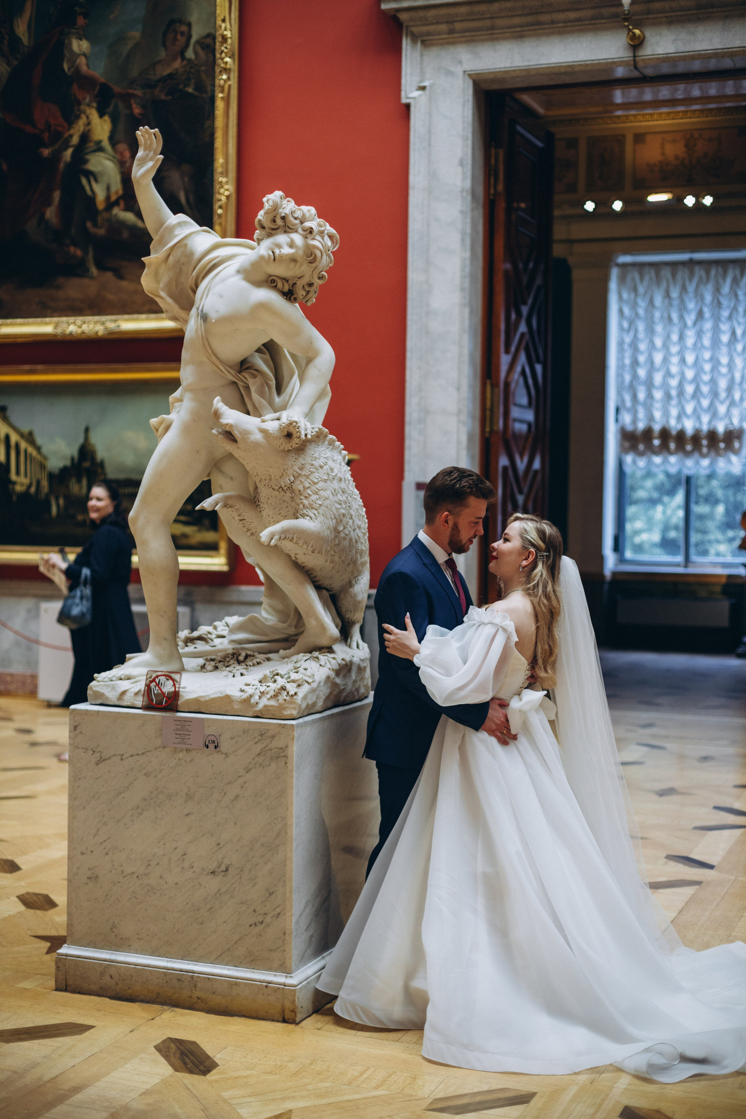 Прогулка в Эрмитаже. Свадебный и семейный фотограф в Санкт-Петербурге Яцына Юрий. Видеоопер