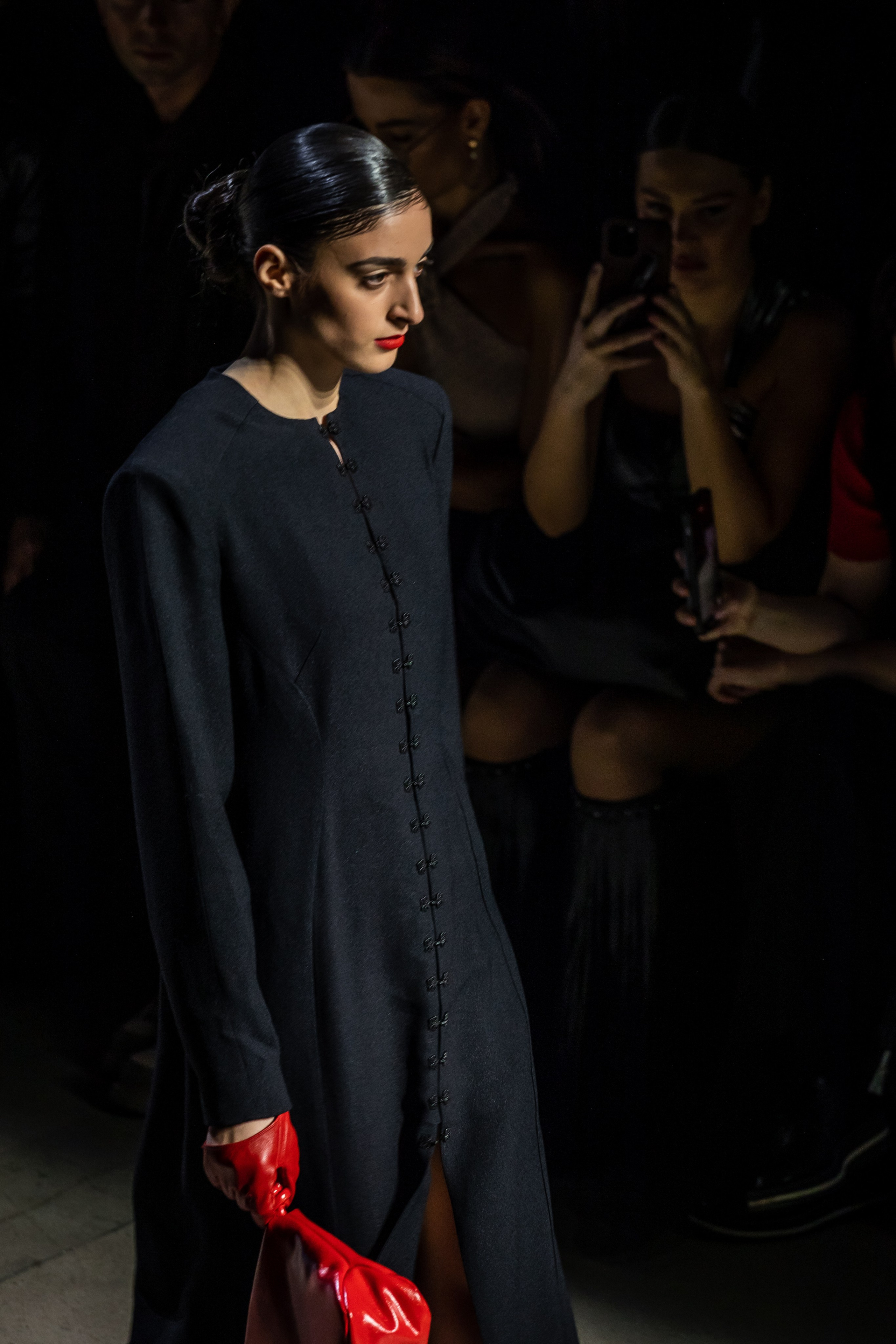 Съёмки модных показов. Фотограф в Москве — Рина Серёгина — съёмка в студии и репортаж