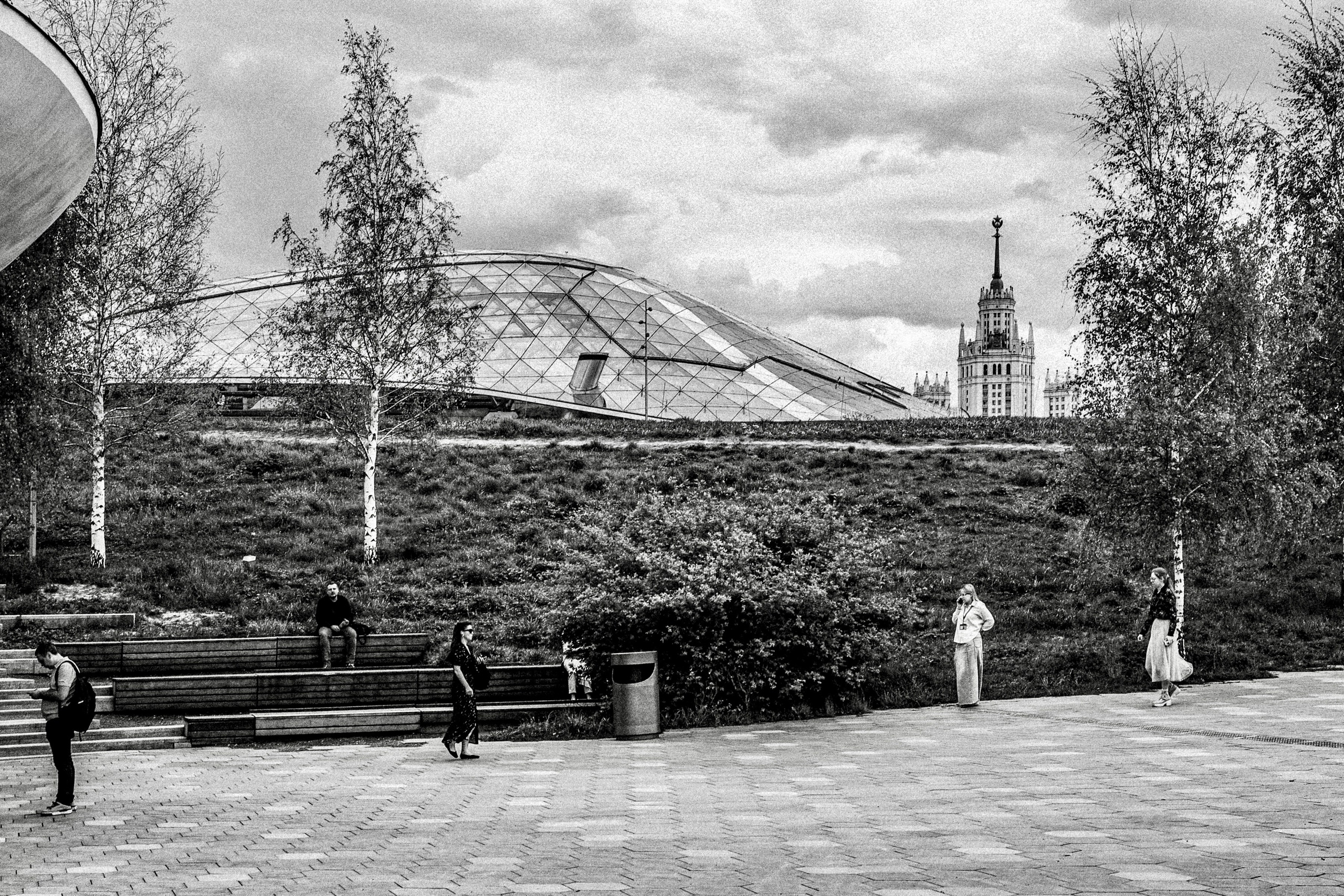 Весна 2026 ЧБ. Фотограф в Москве — Рина Серёгина