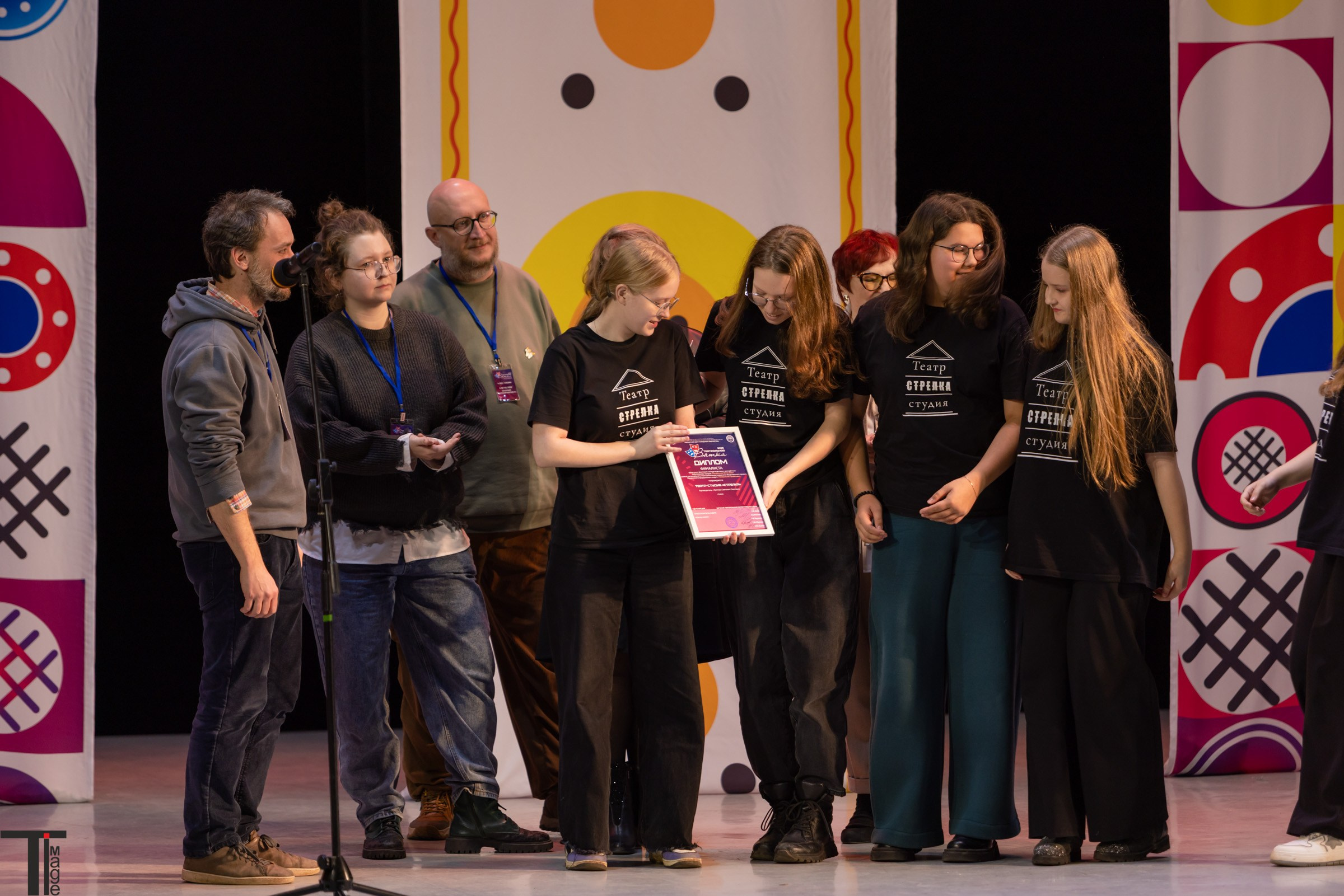 Театральная Вятка 2025. Имидж Технологии — репортажная фотография в Кирове Кировской области. Производство сувенирных магнитов, заливных этикеток и значков