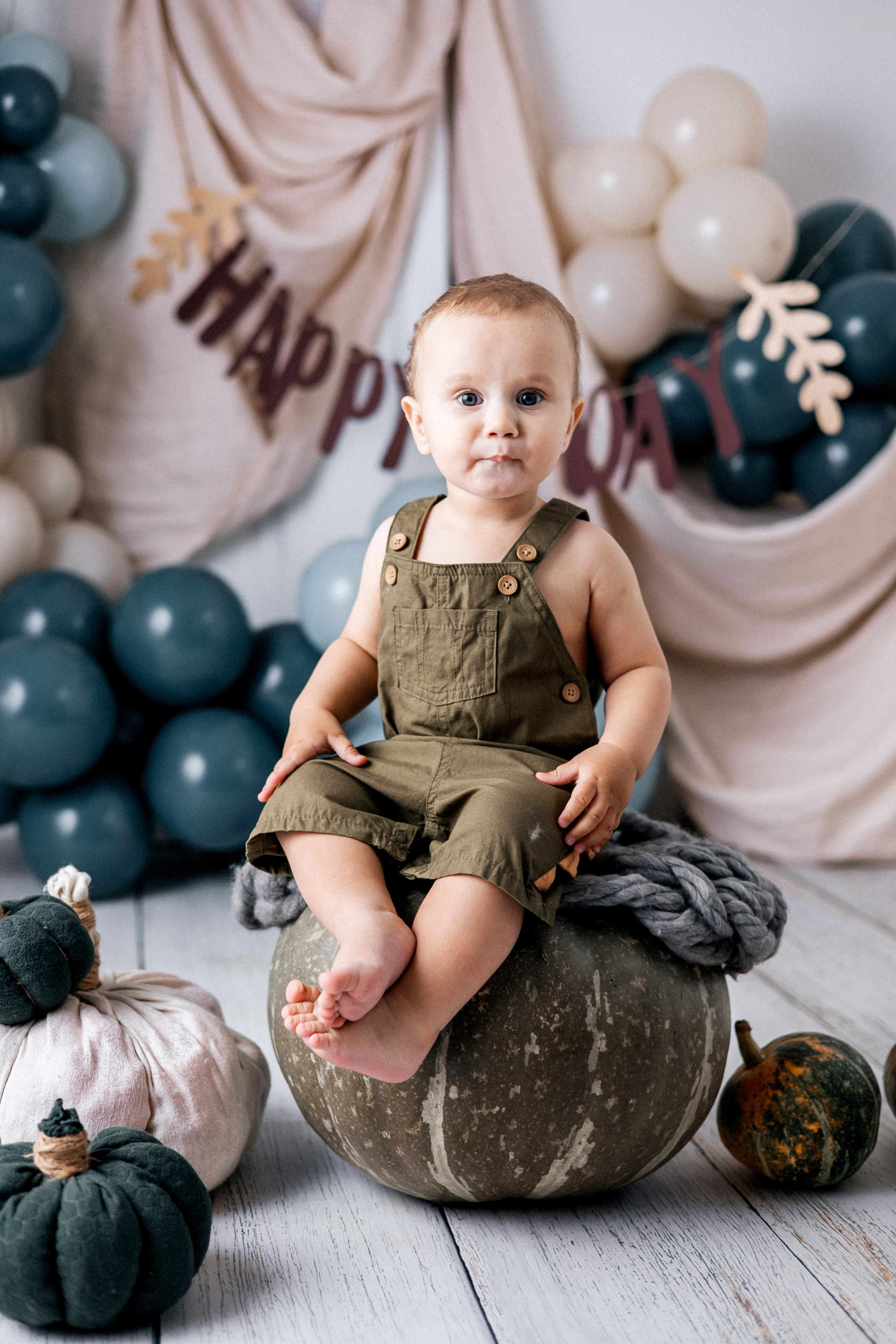 Зоны с шарами. Фотограф новорождённых Екатерина Боброва. Ульяновск