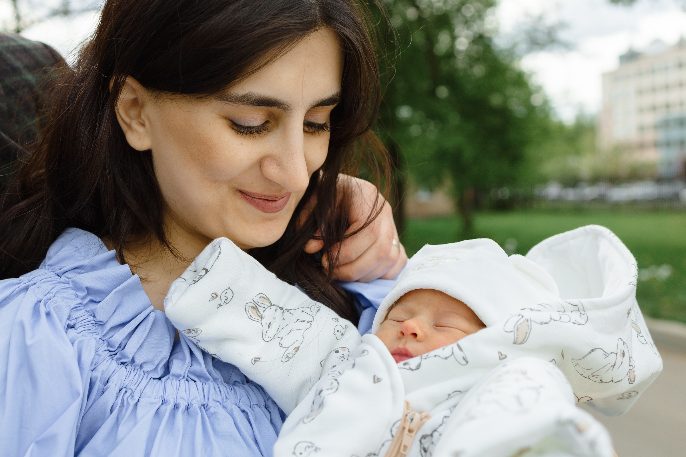 Сара выписка из роддома