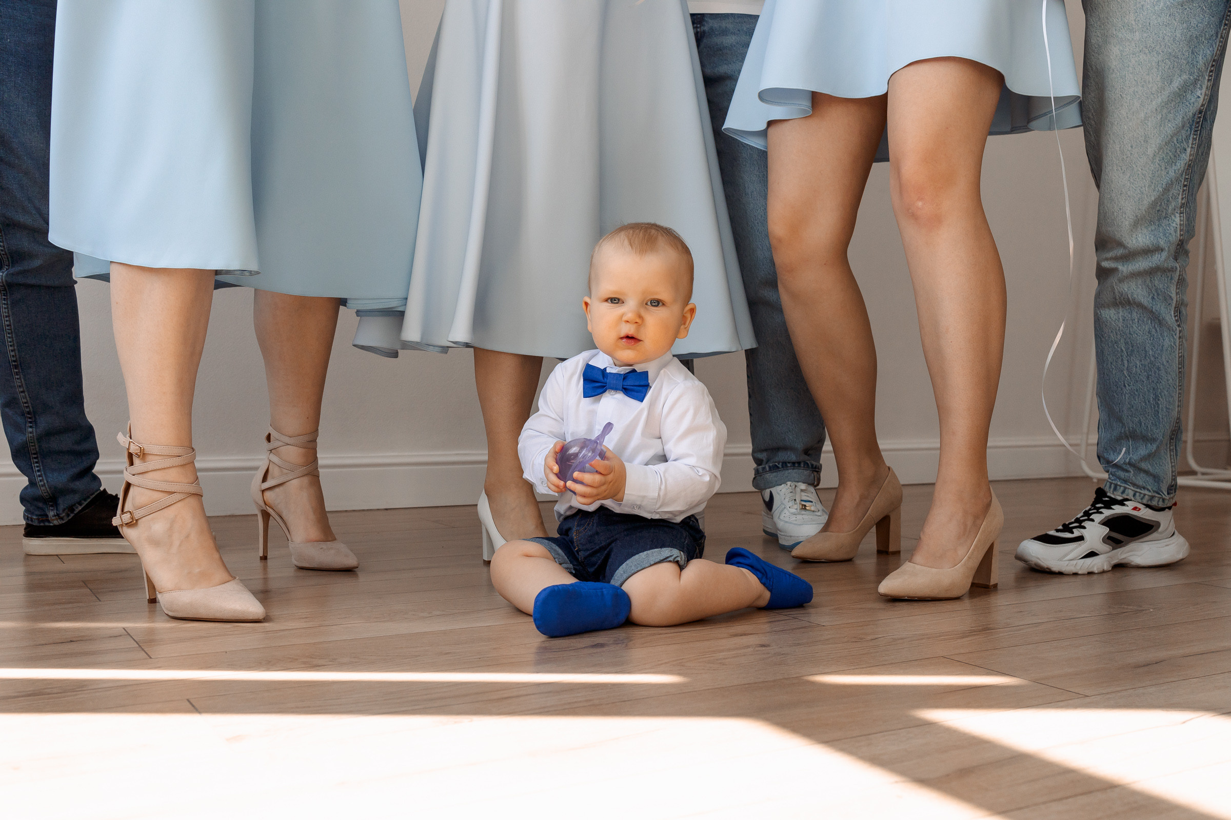 Семейная съемка первого тортика. Семейный Фотограф в Москве Евгения Симоненко