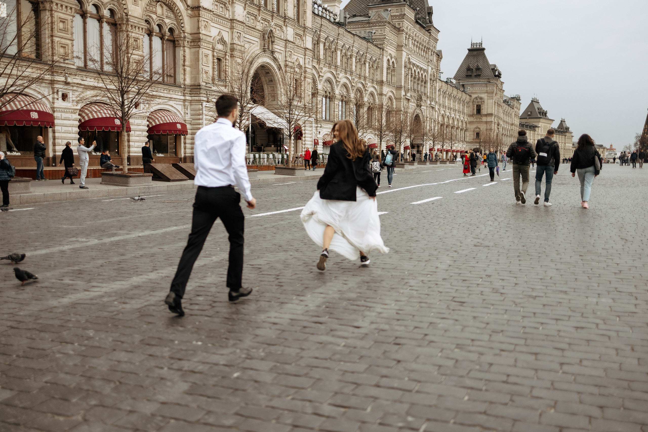 Свадебная прогулка по центру Москвы. Семейный Фотограф в Москве Евгения Симоненко